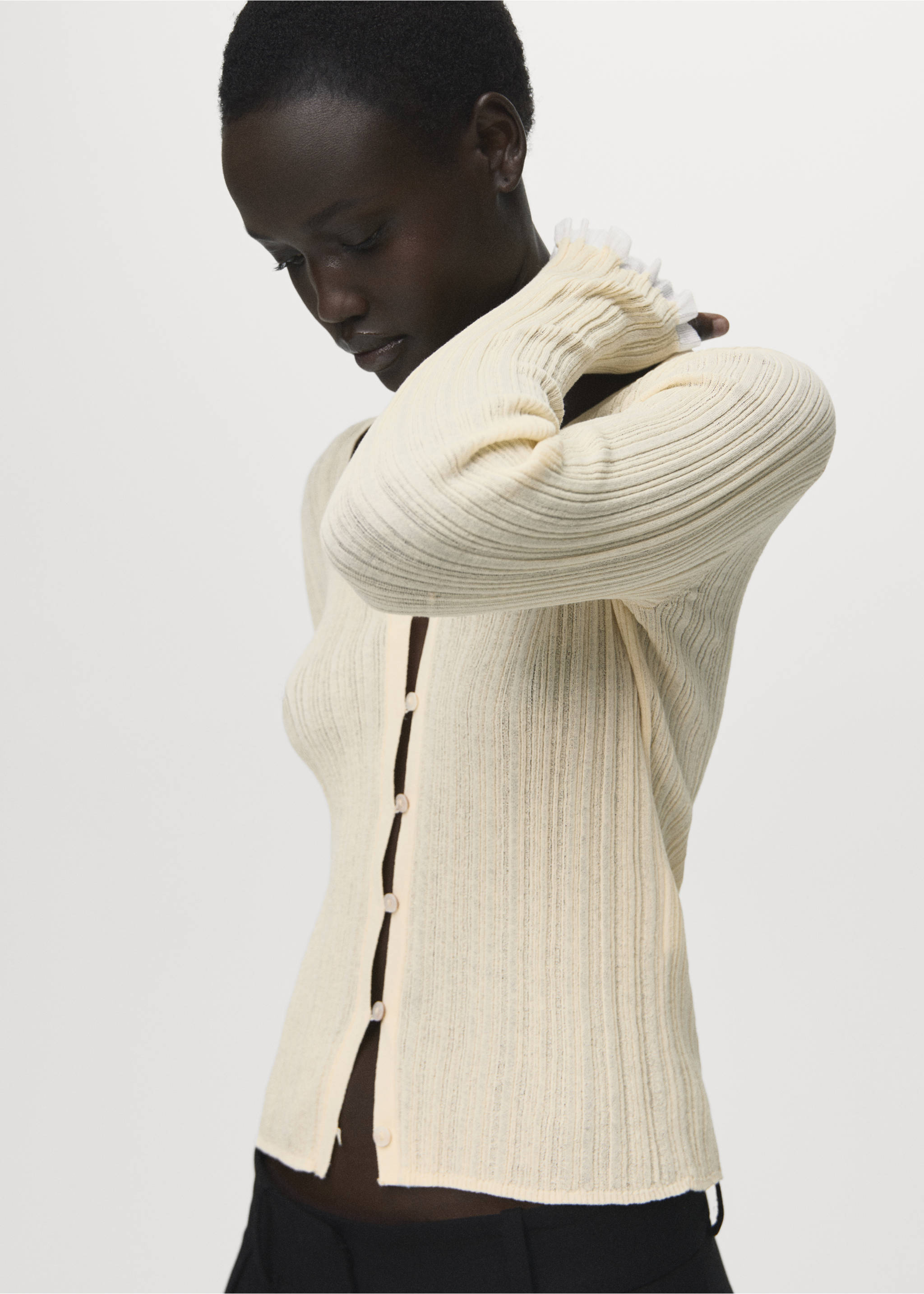 Contrast trim cardigan - Medium plane, Ecru. Ref: 17061182-00.