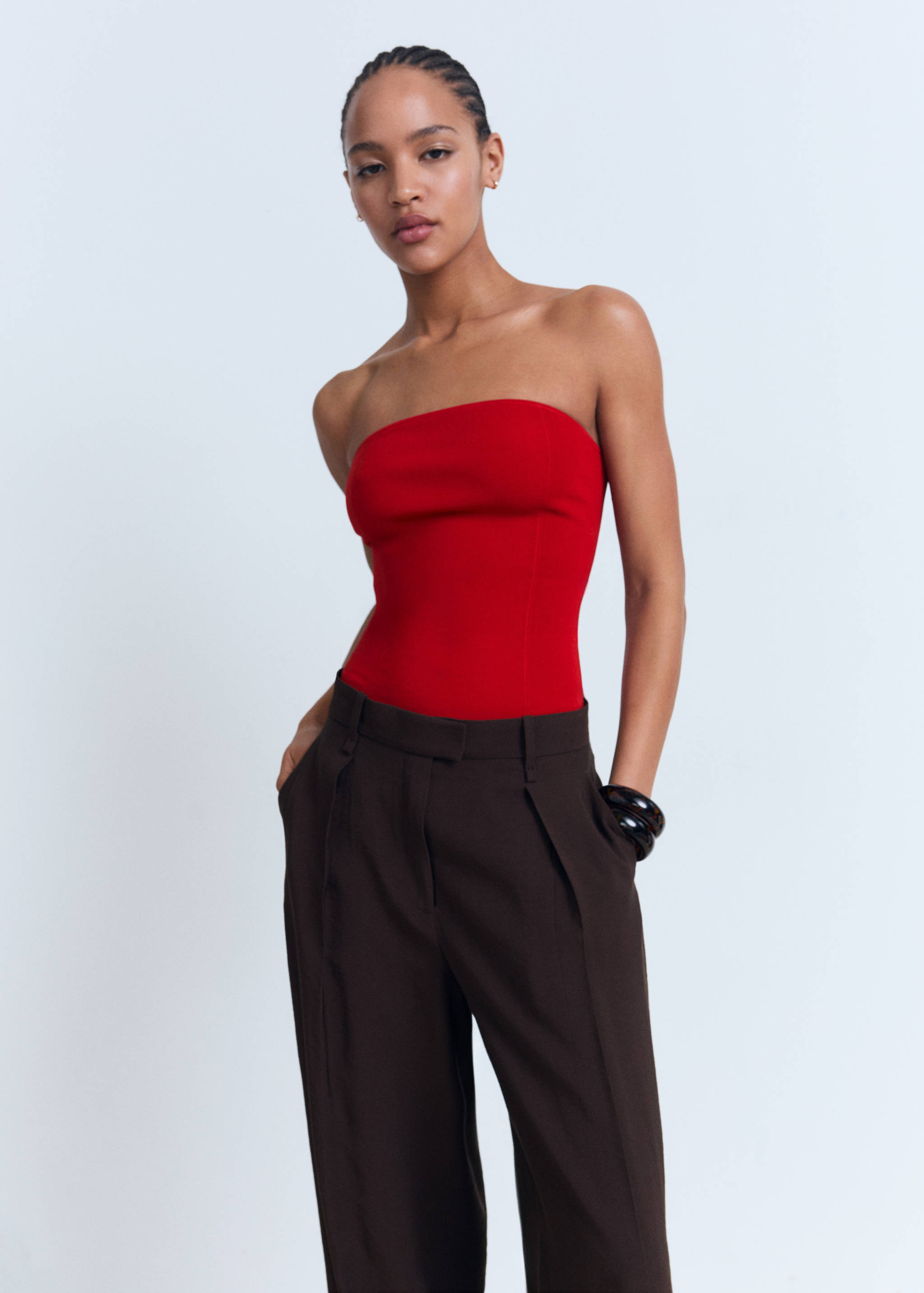 Haut cintré bustier - Plan moyen