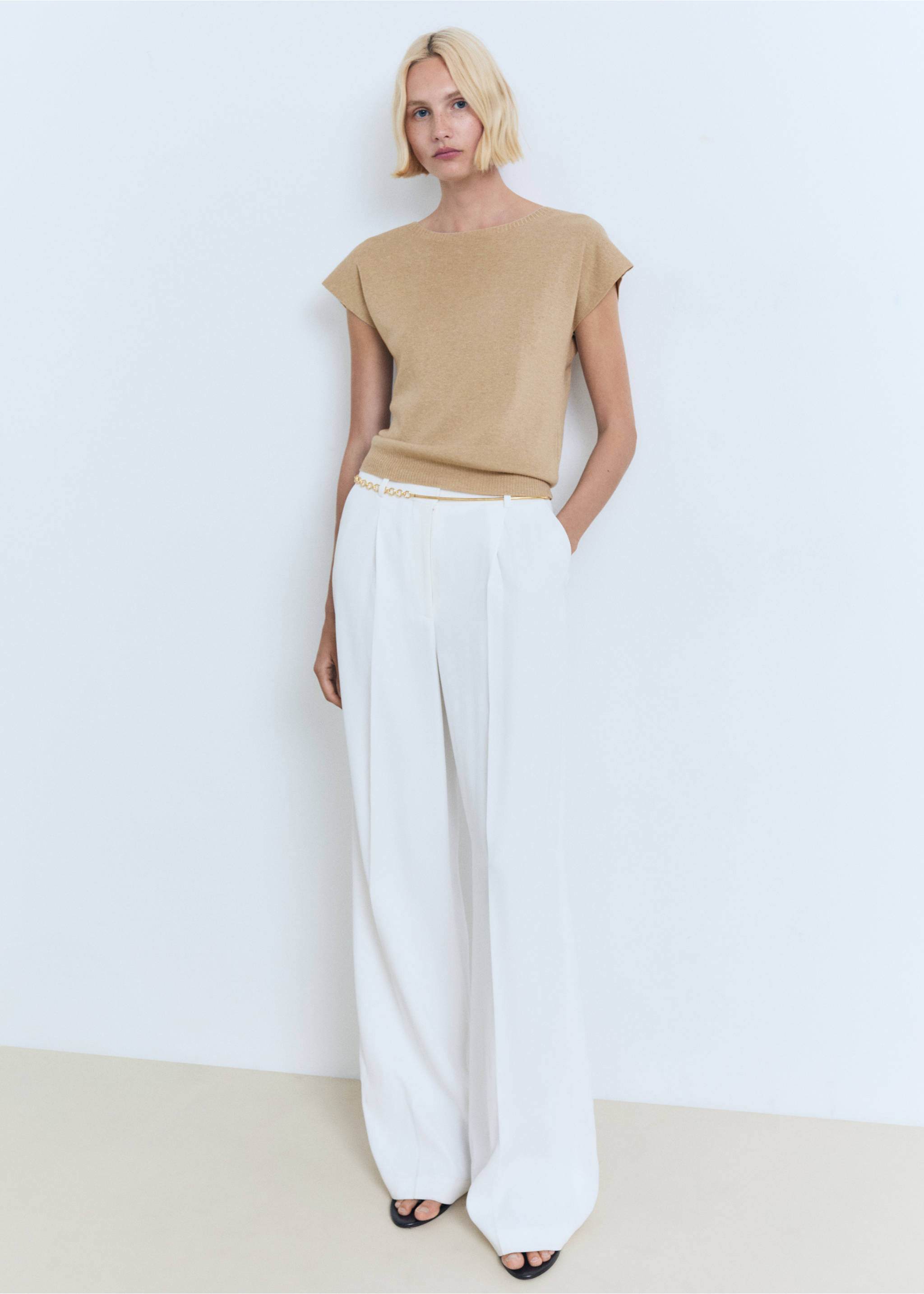 Short-sleeved fine-knit sweater - General plane, Ecru. Ref: 17061207-00.