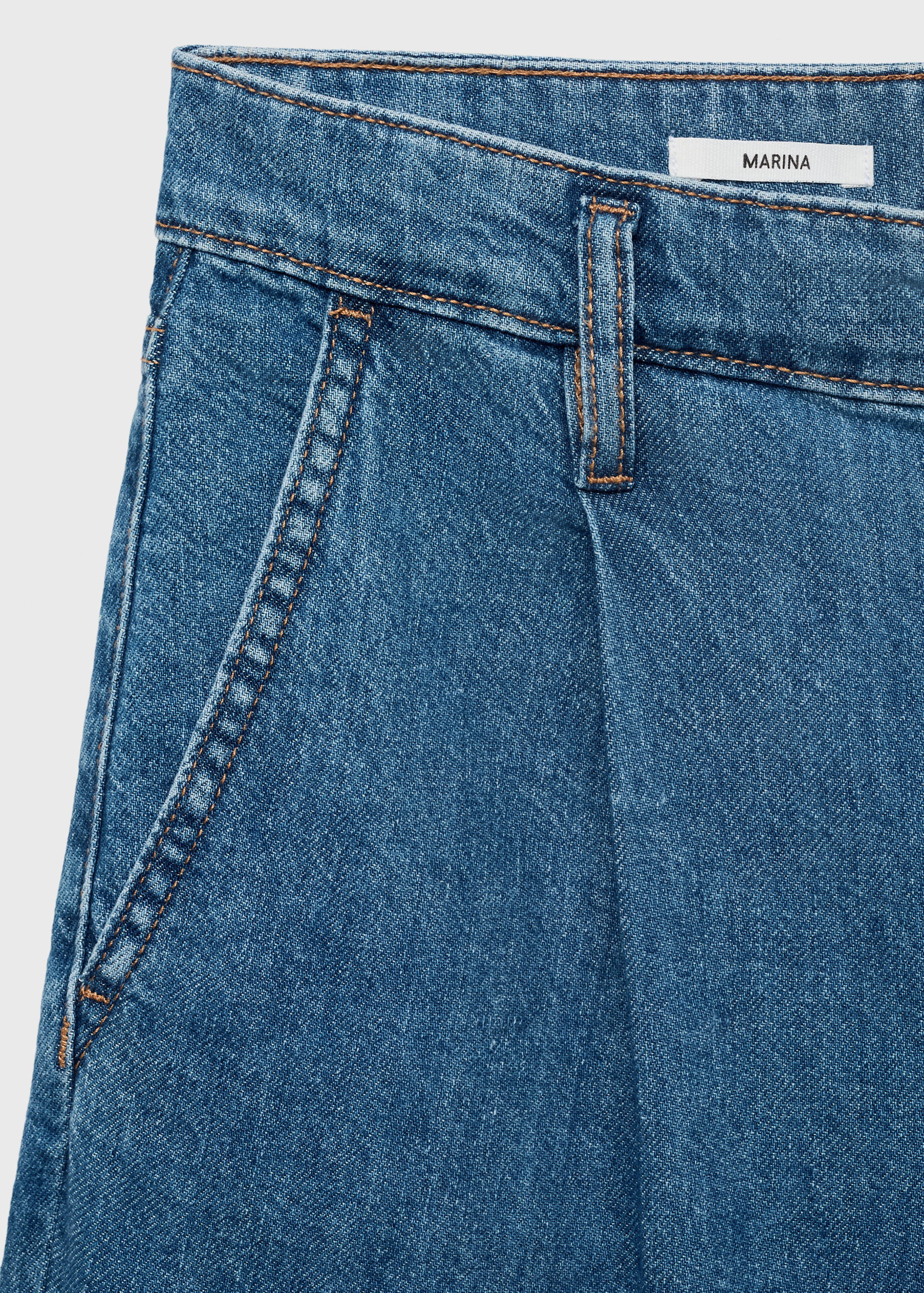 Mid-rise denim bermuda shorts with pleats - Details of the article 0