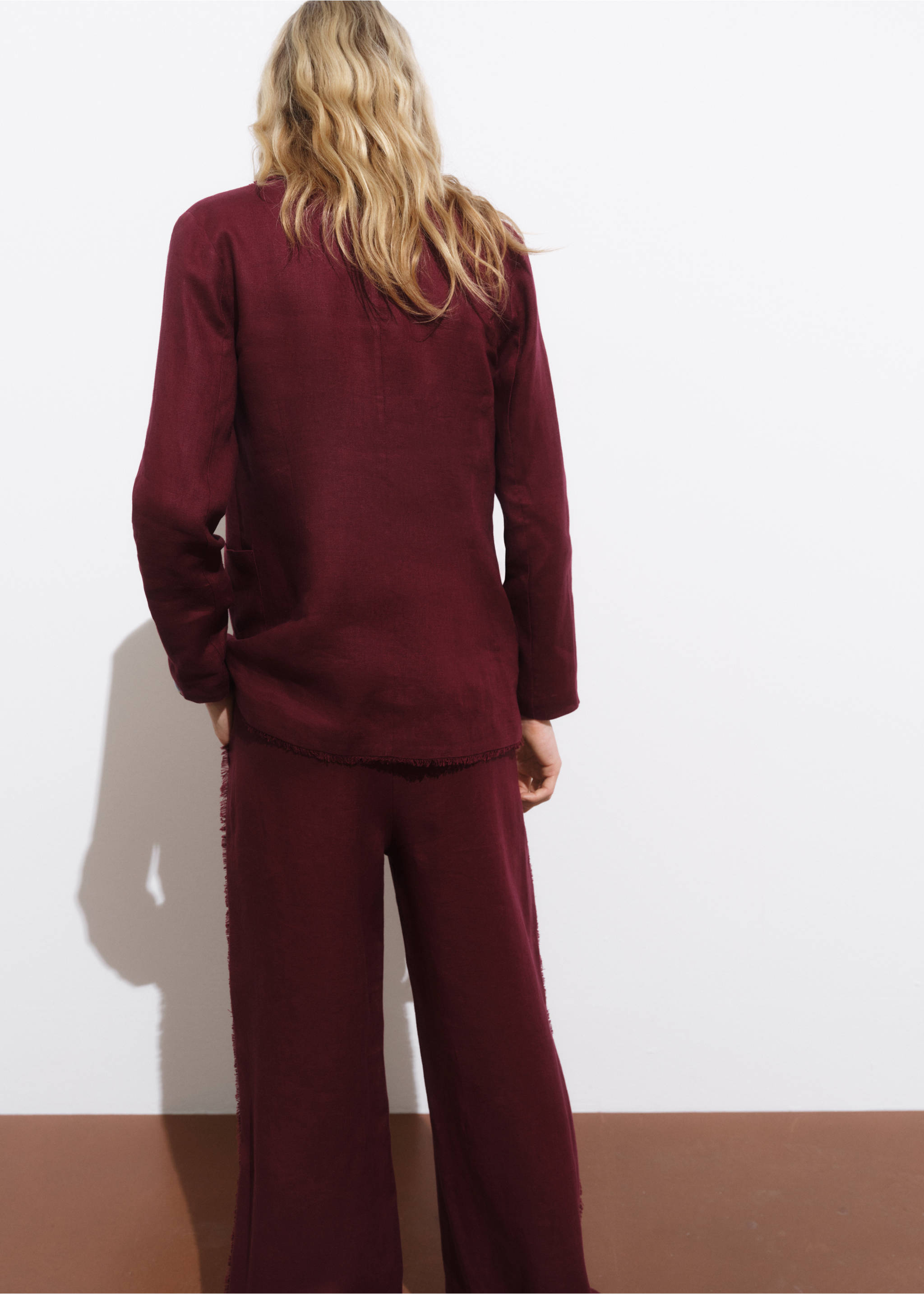 Linen suit jacket with frayed ends - Reverse of the article, Wine. Ref: 17061214-00.