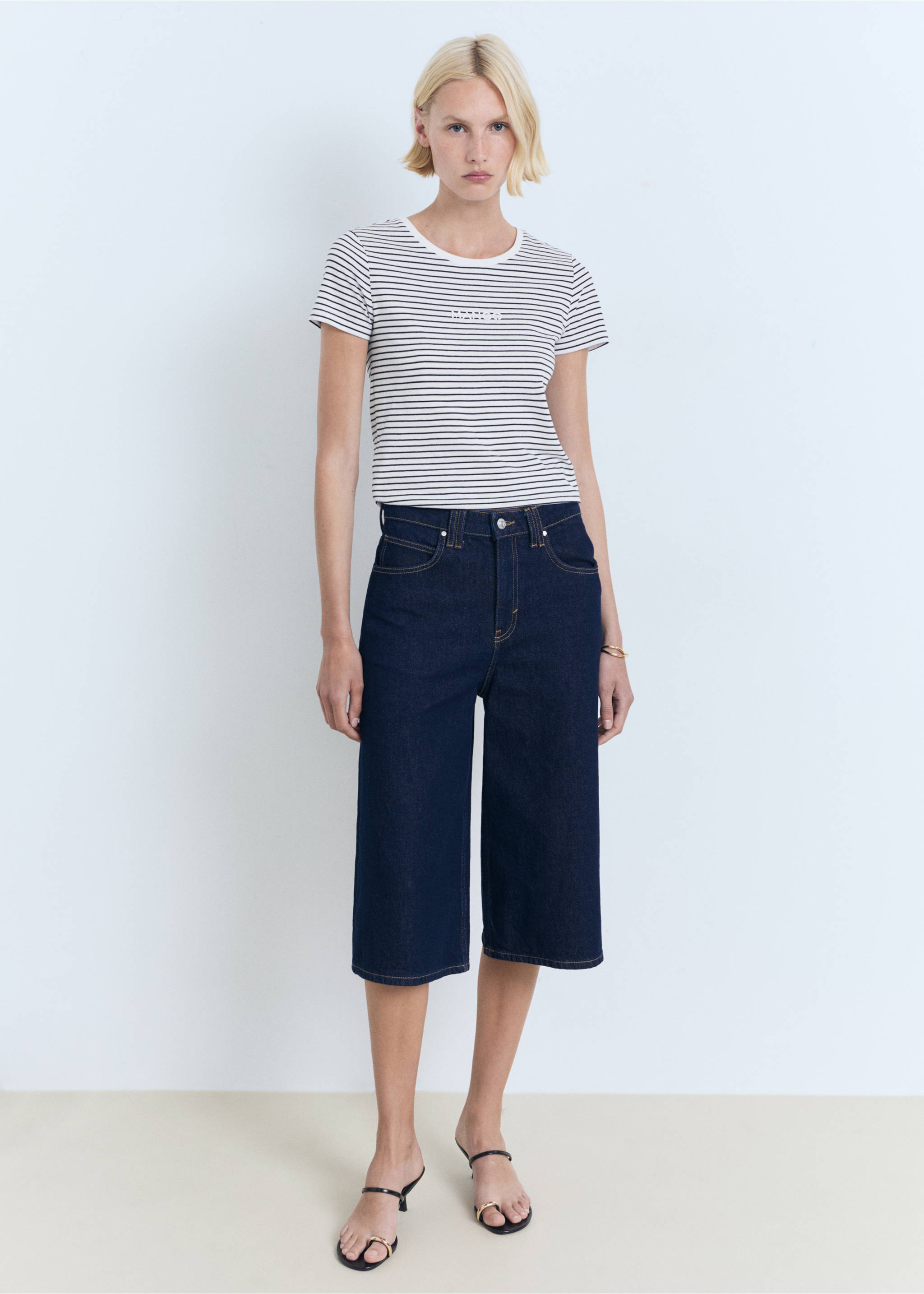 Samarreta ratlles logo - Pla general, Blau marí. Ref: 17061242-00.