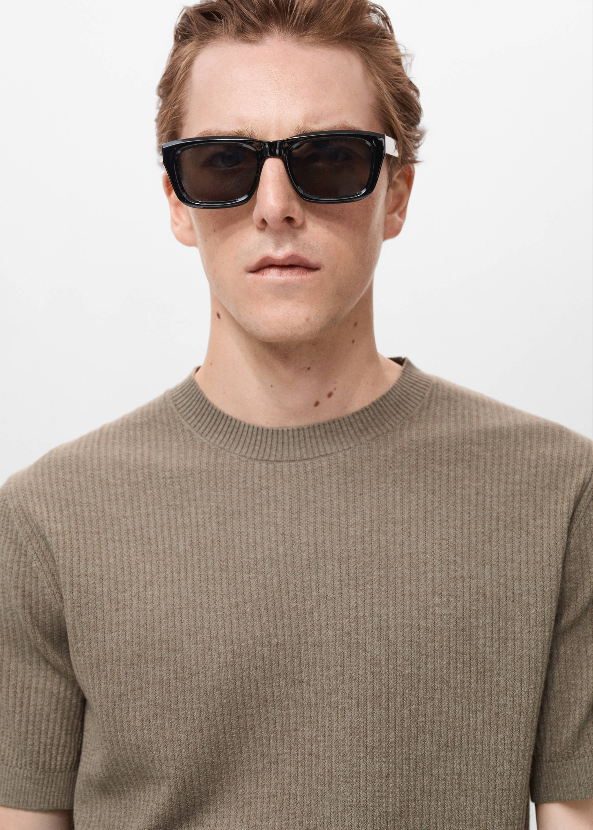 Ribbed  knit t-shirt - Details of the article 1