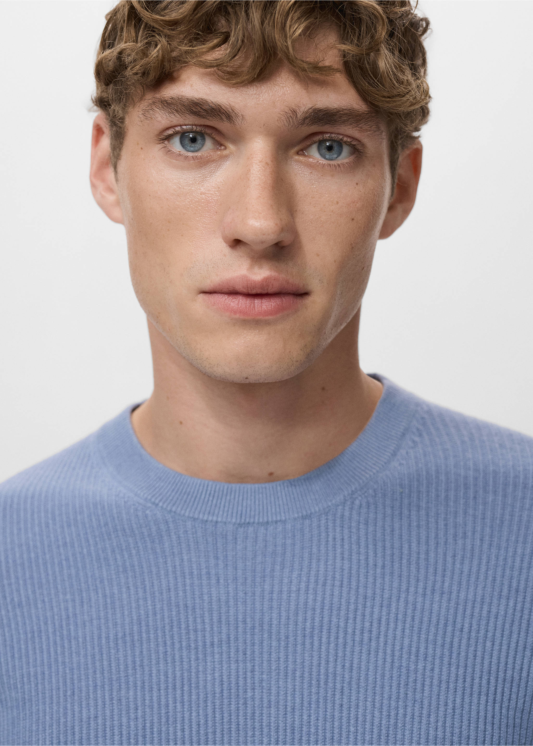 Fine rib-knit cotton sweater - Details of the article 1, China Blue. Ref: 17061248-00.