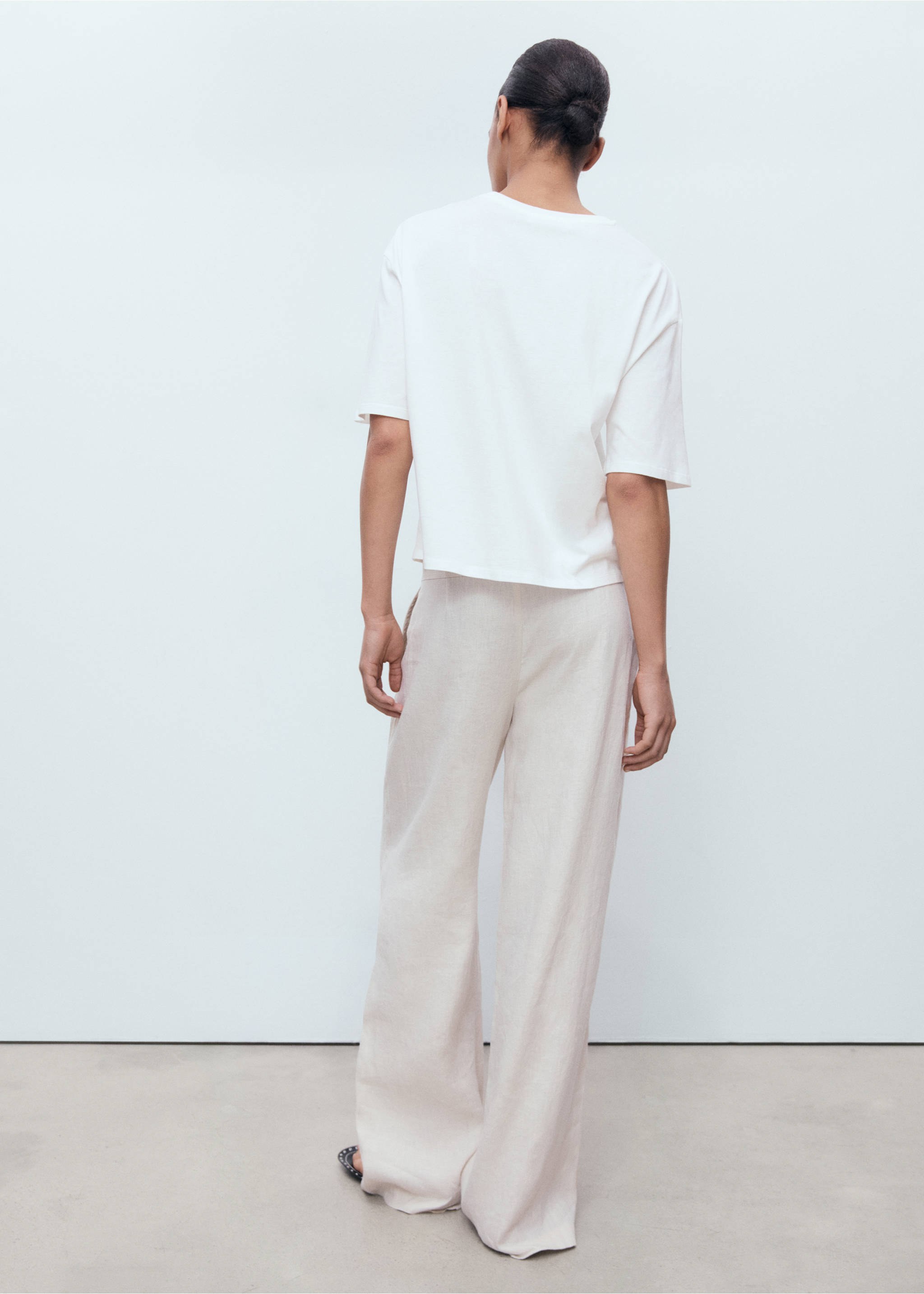 Cotton t-shirt with flower detail - Reverse of the article, Off White. Ref: 17061258-00.
