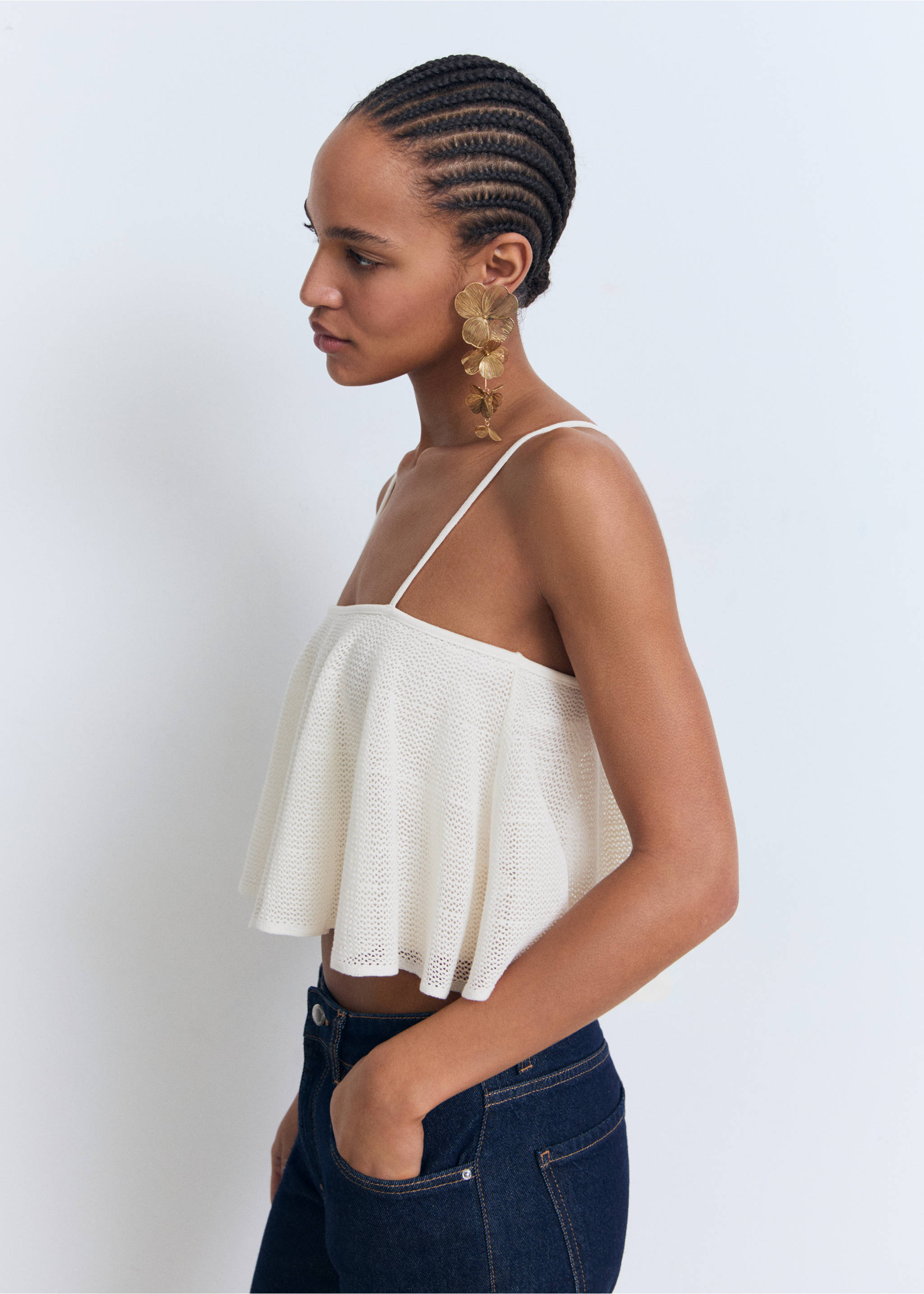 Ruffle knit top - Details of the article 4, White. Ref: 17061261-00.