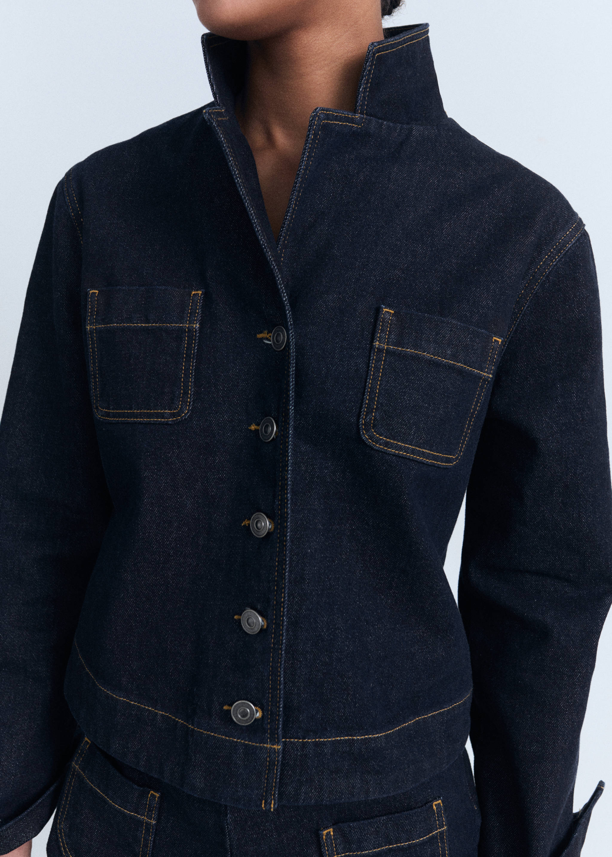Fitted denim jacket with pockets - Medium plane