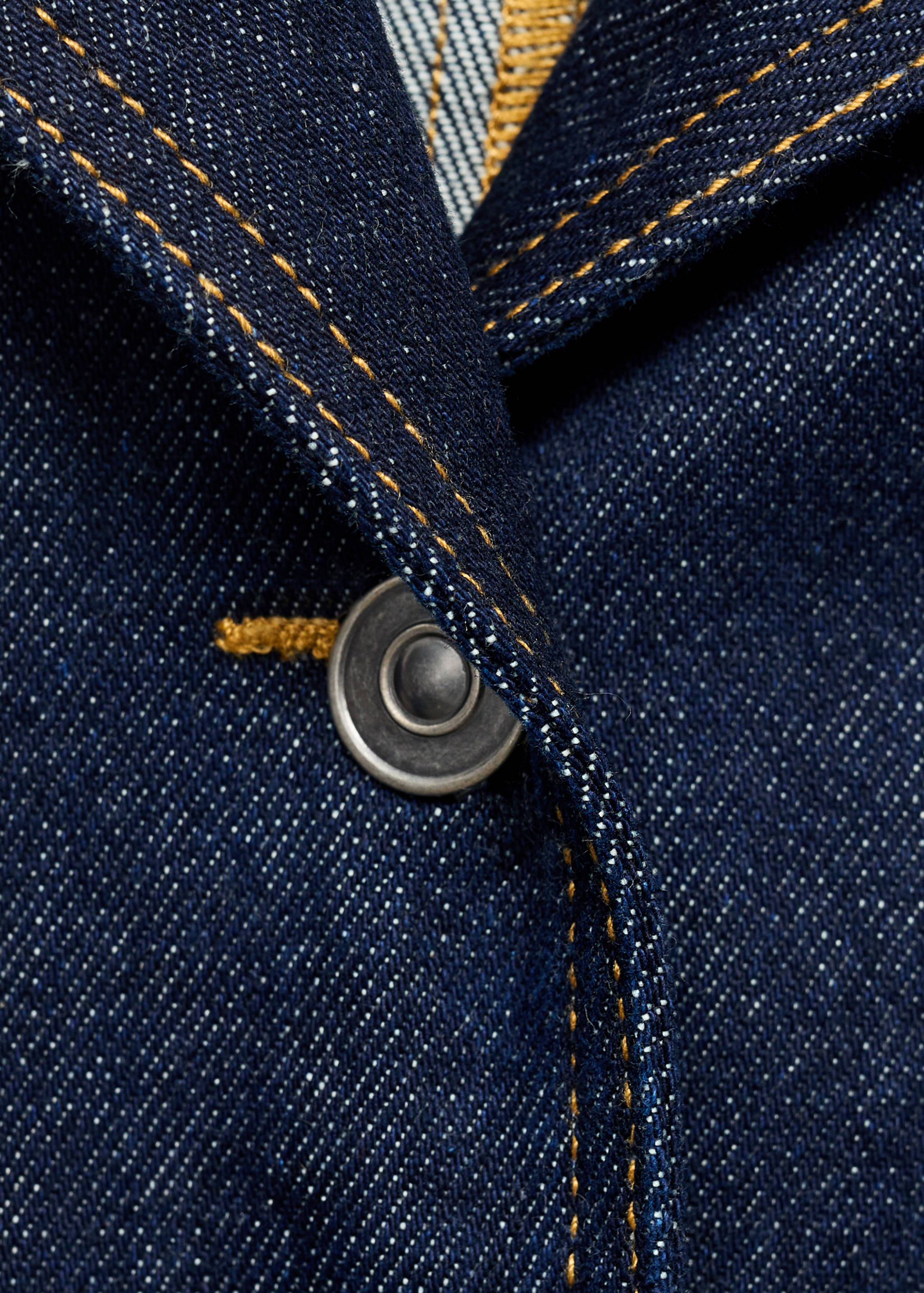 Fitted denim jacket with pockets - Details of the article 8