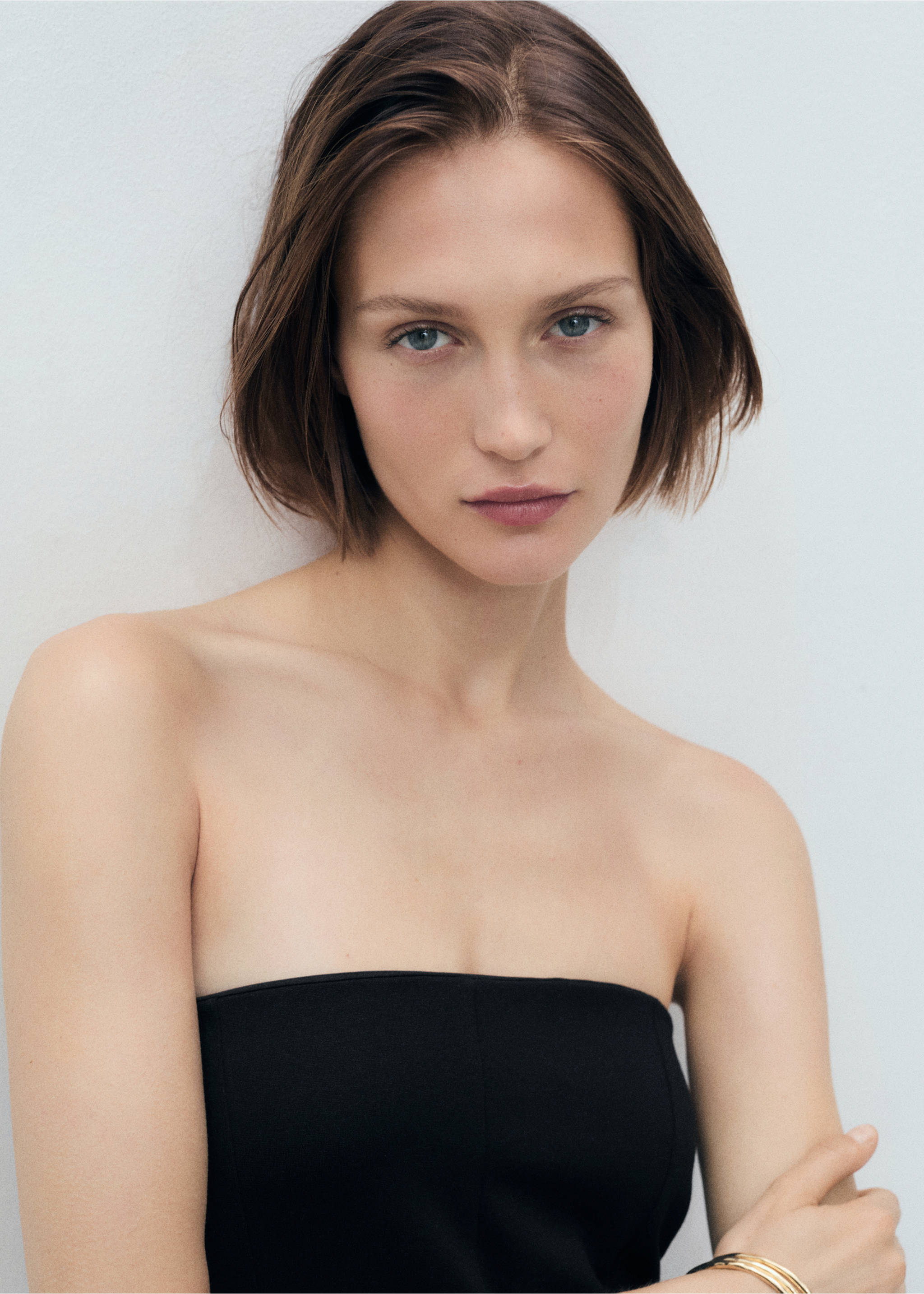 Strapless dress with pleats - Details of the article 1, Black. Ref: 17061268-00.