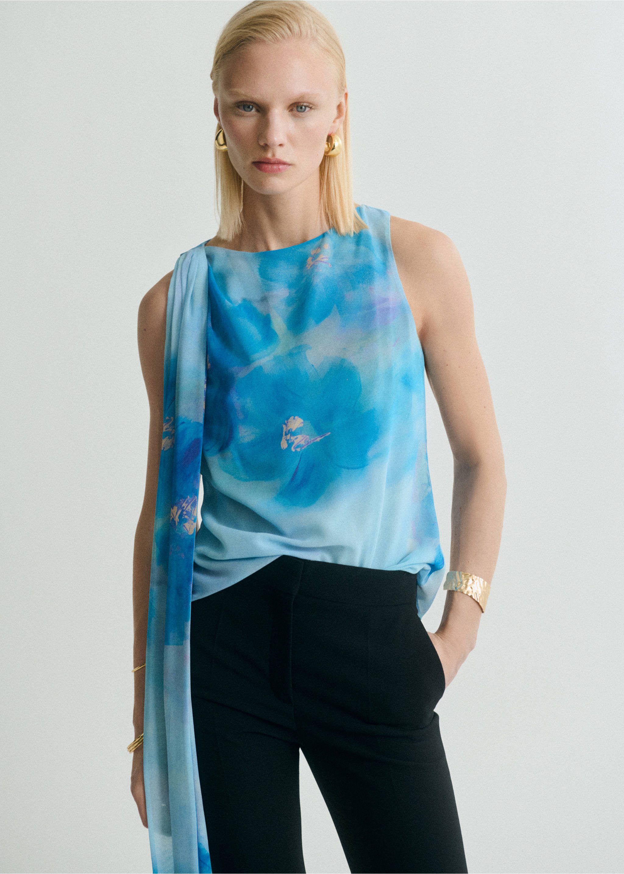 Floral tie blouse - Medium plane, Blue. Ref: 17061269-00.