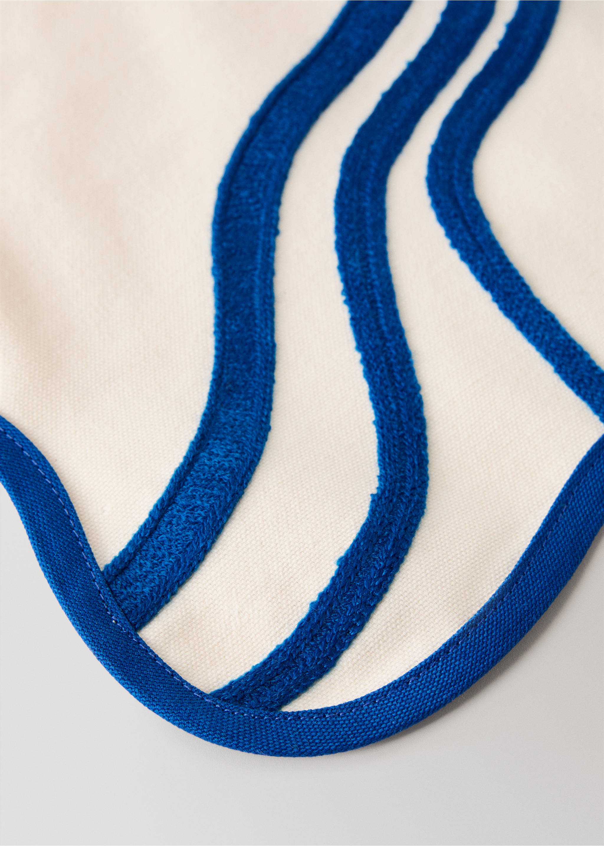 Set de table en coton brodé à ondulations - Détail de l'article 2, Bleu. Ref: 17061291-00.