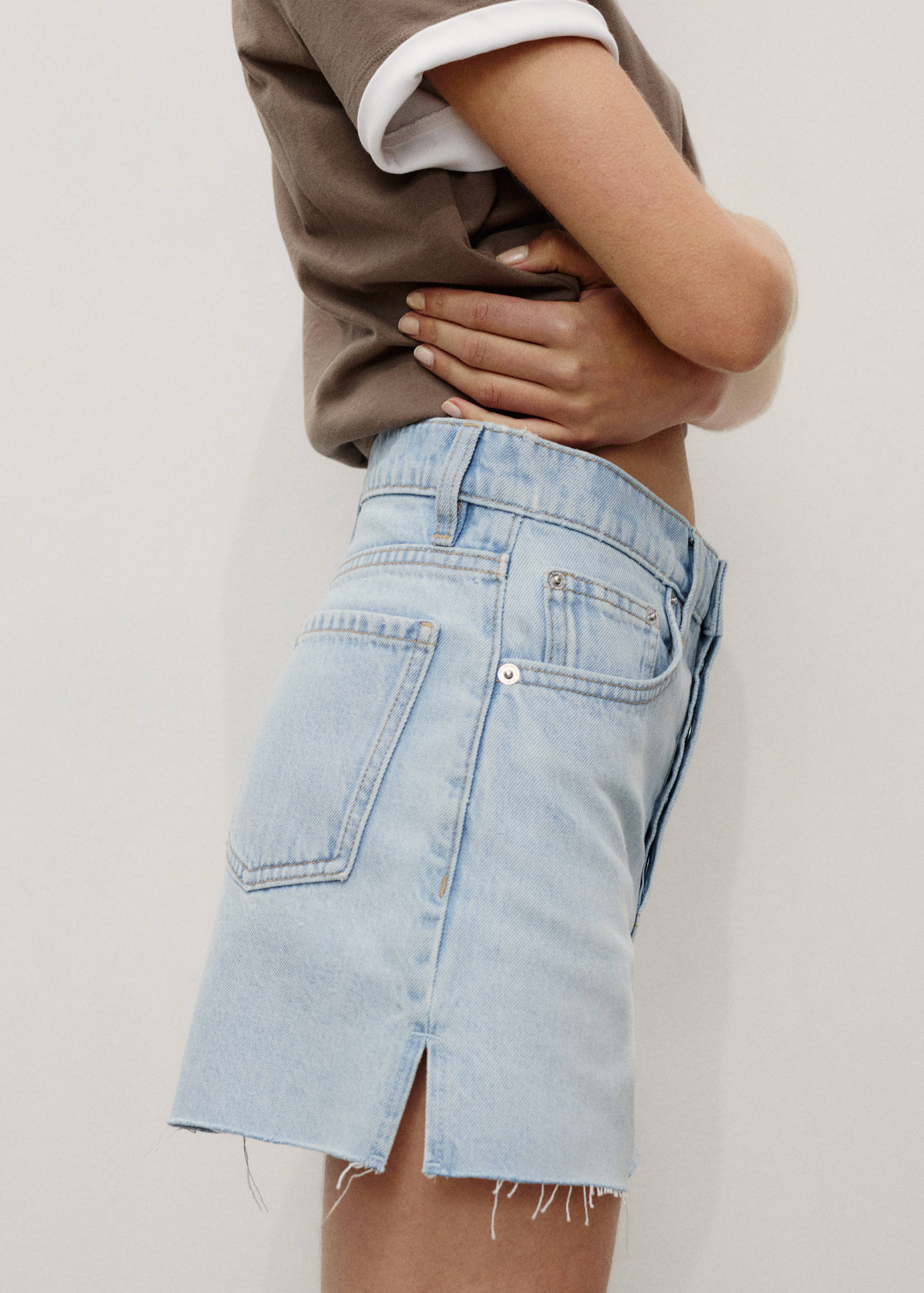 Shorts denim bajo deshilachado - Detalle del artículo 3
