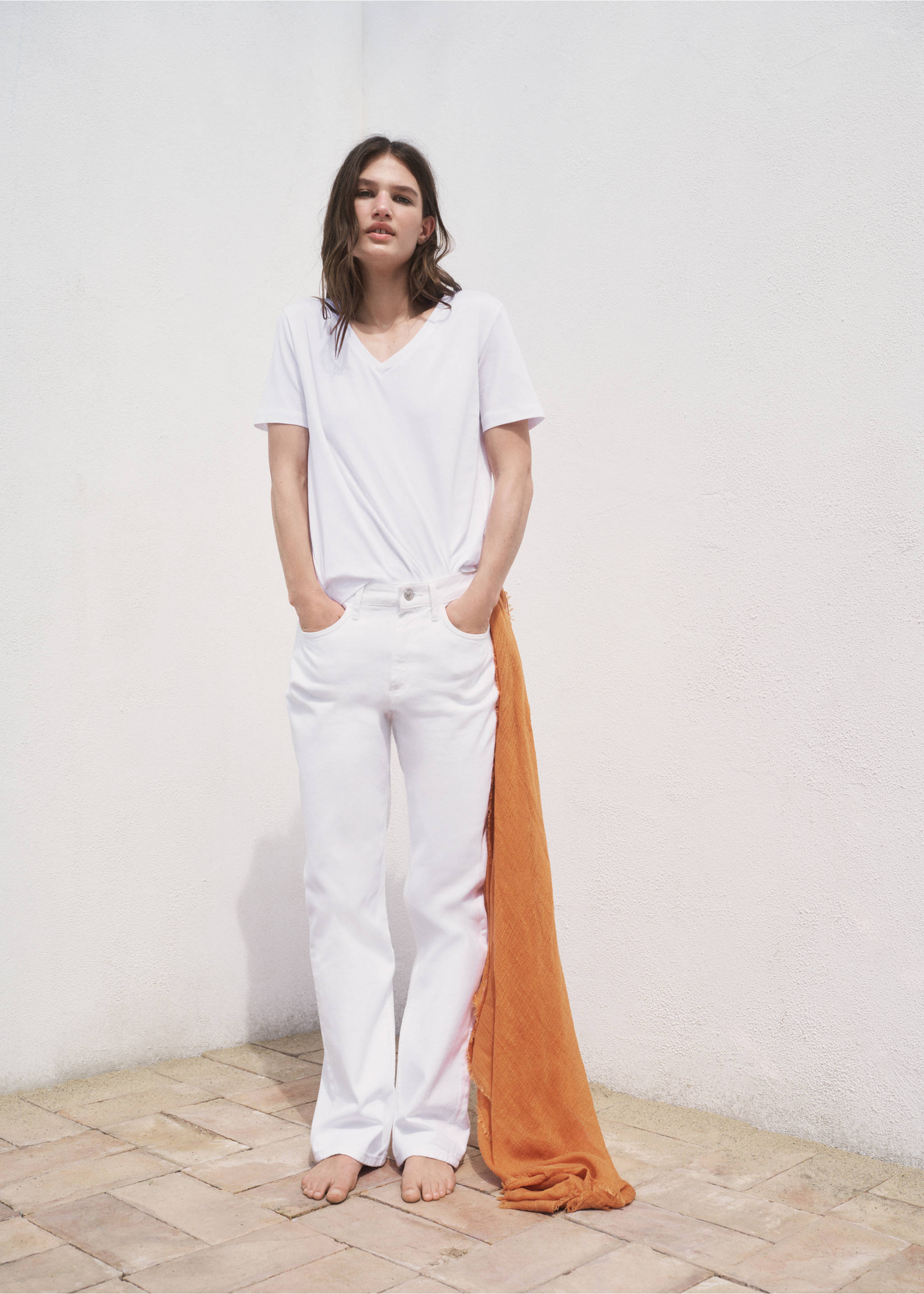 V-neck cotton T-shirt - General plane, White. Ref: 17061516-00.