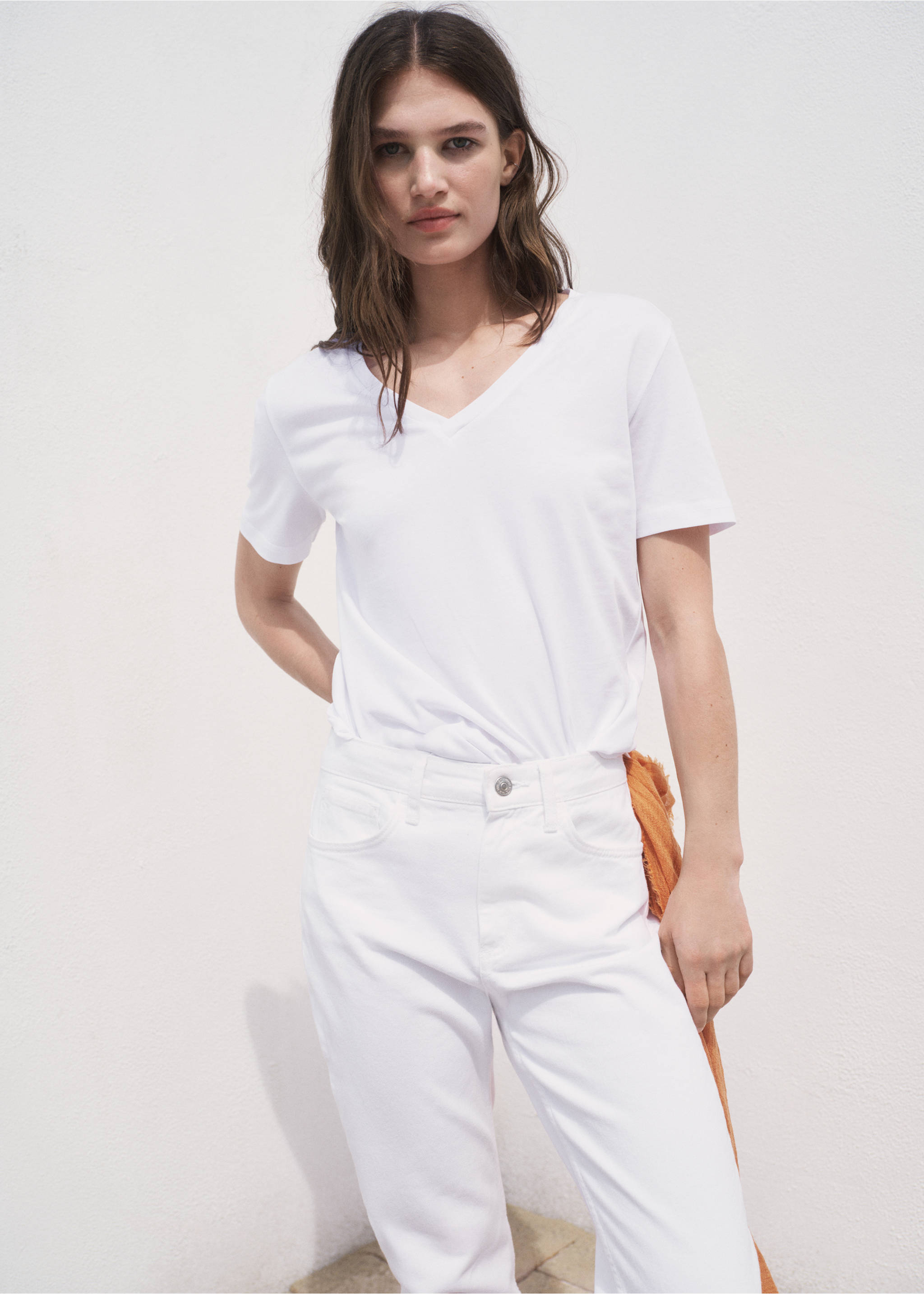 V-neck cotton T-shirt - Medium plane, White. Ref: 17061516-00.