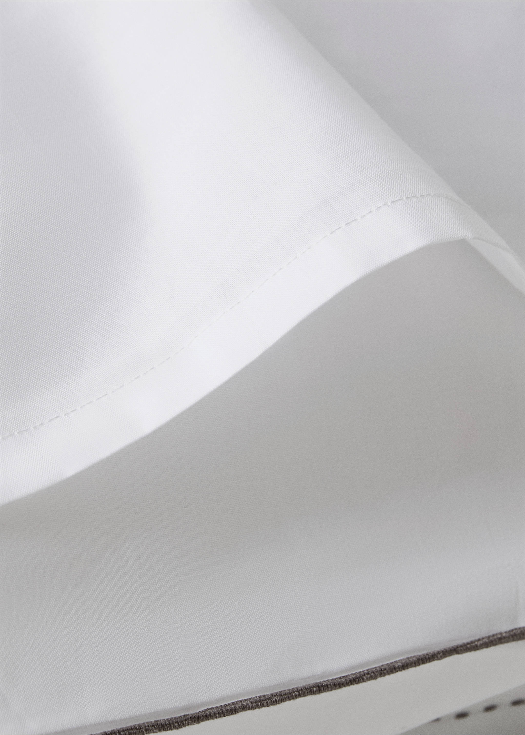 Two 200-thread count percale cotton pillowcases 60x60 cm - Details of the article 2, White. Ref: 17061524-00.