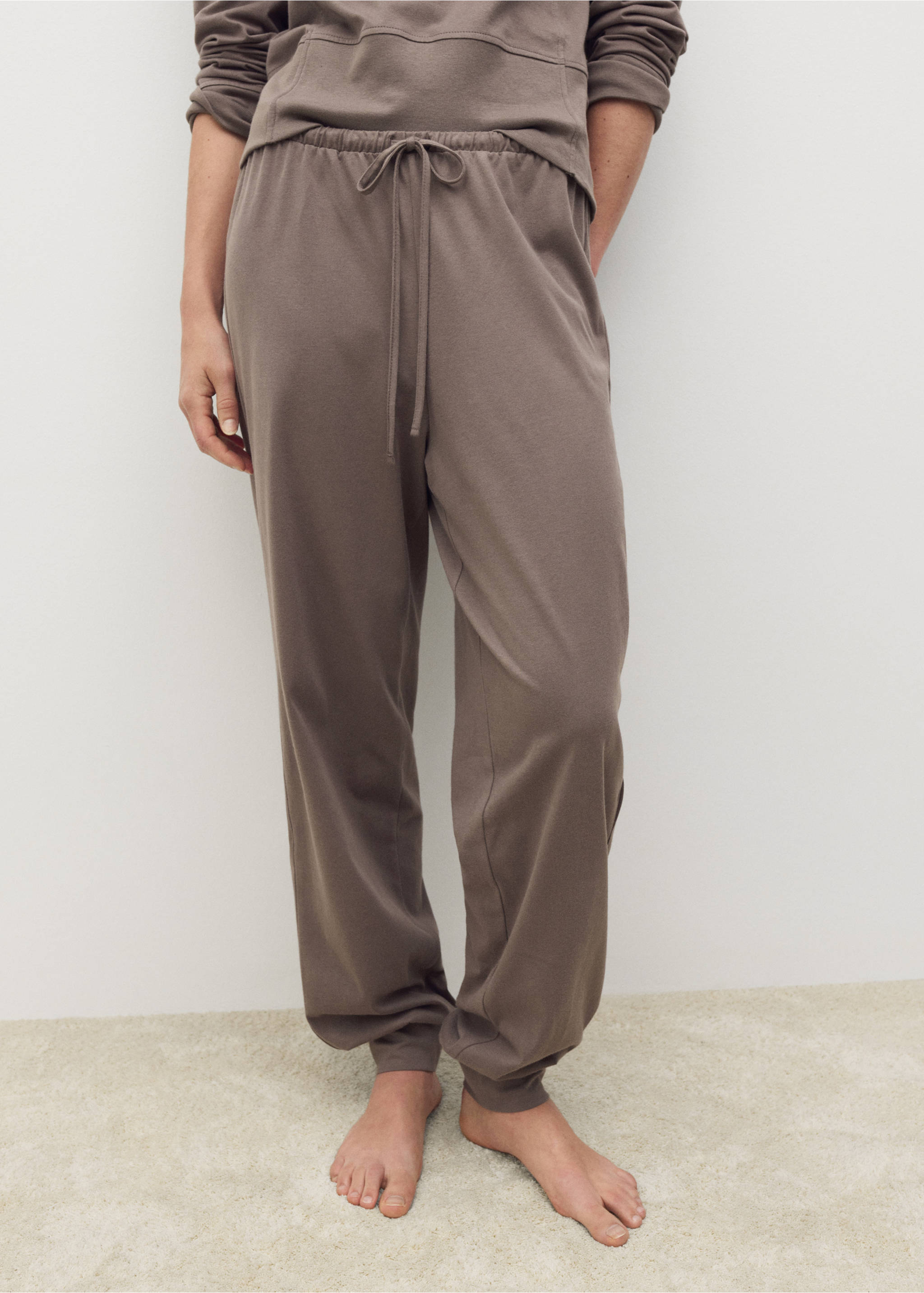 Soft-finish jogger trousers - Medium plane, Coffee. Ref: 17061525-00.