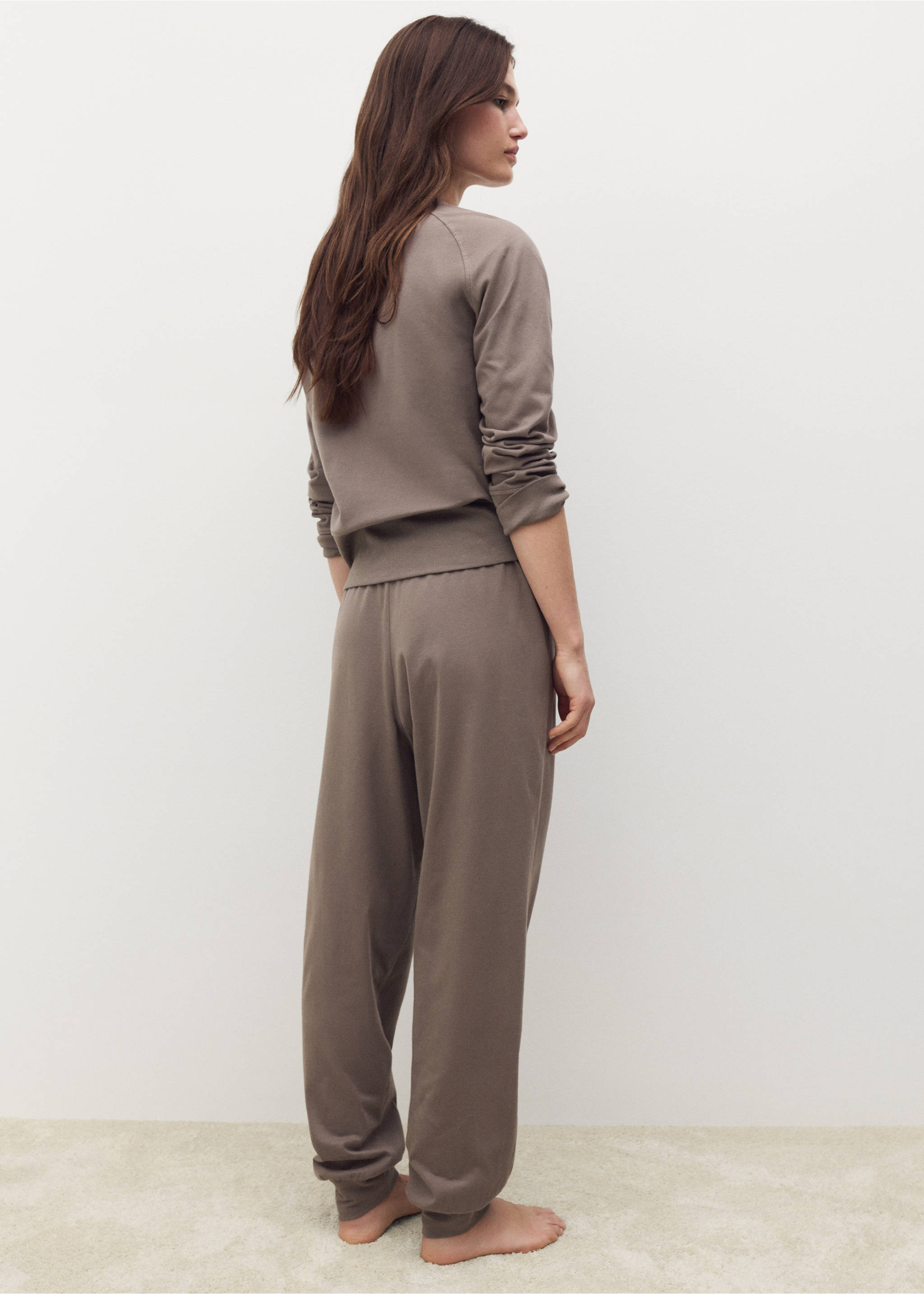 Soft-finish jogger trousers - Reverse of the article, Coffee. Ref: 17061525-00.