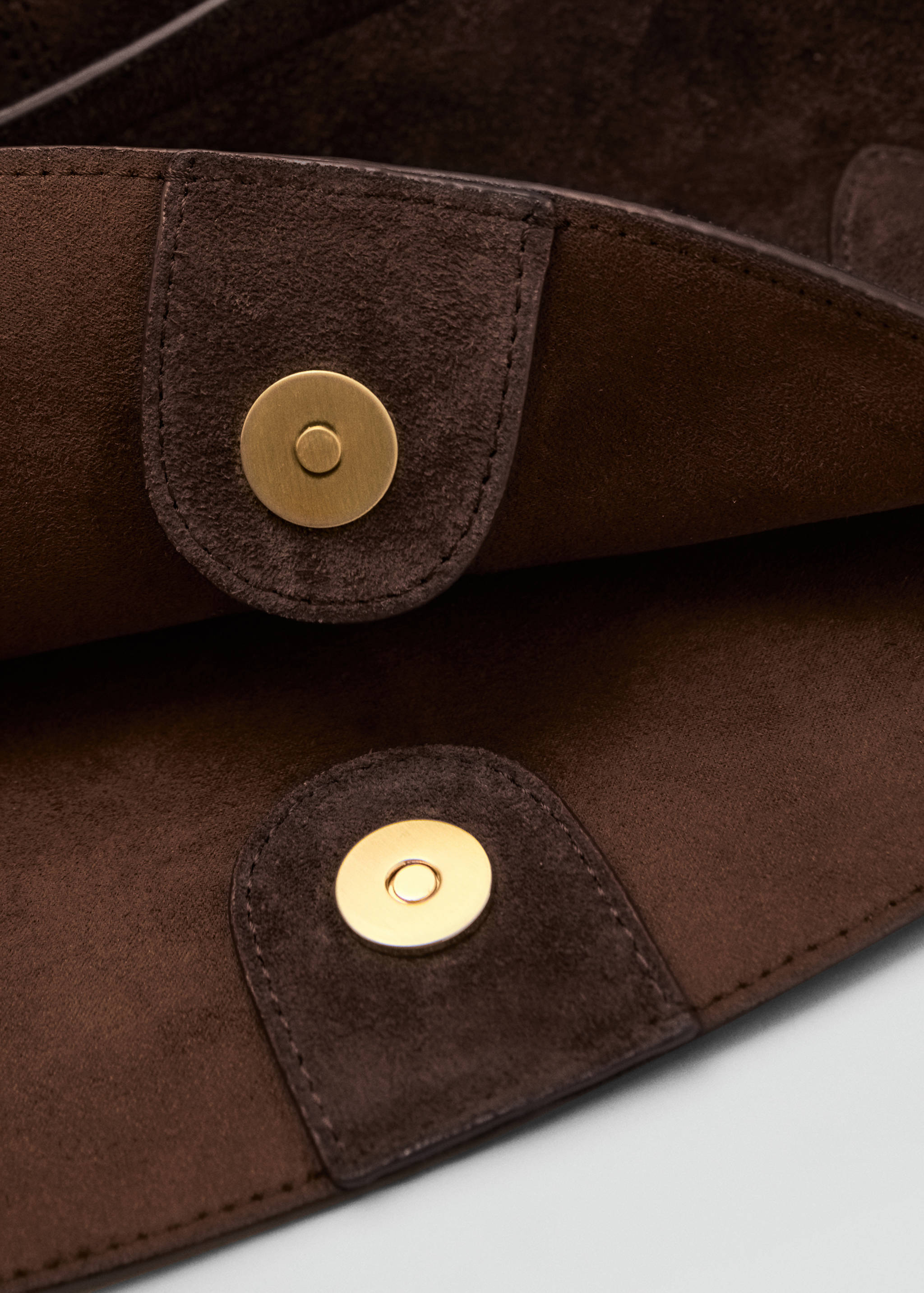 Mini-Shopper Bag aus Rauleder - Detail des Artikels 3