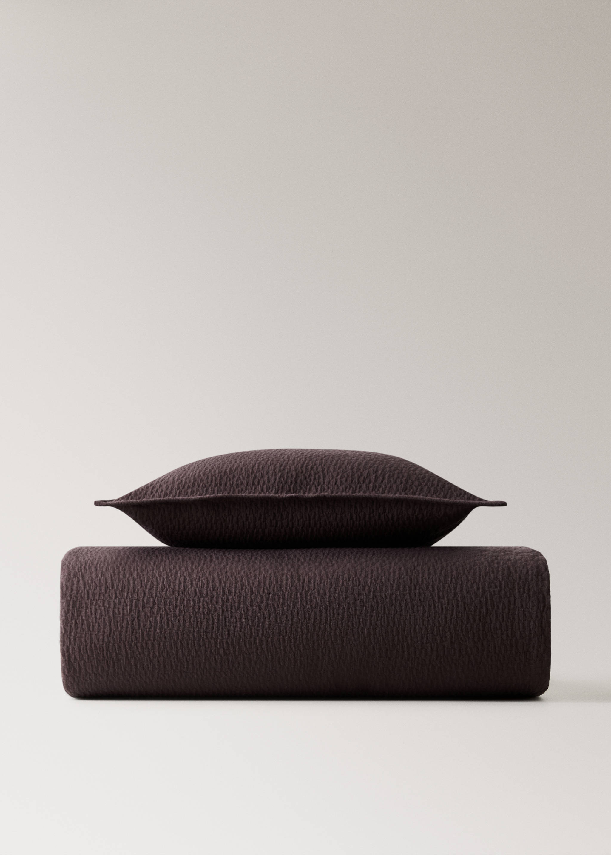Garment-dyed textured cotton bedspread for 180/200 cm bed - Details of the article 3