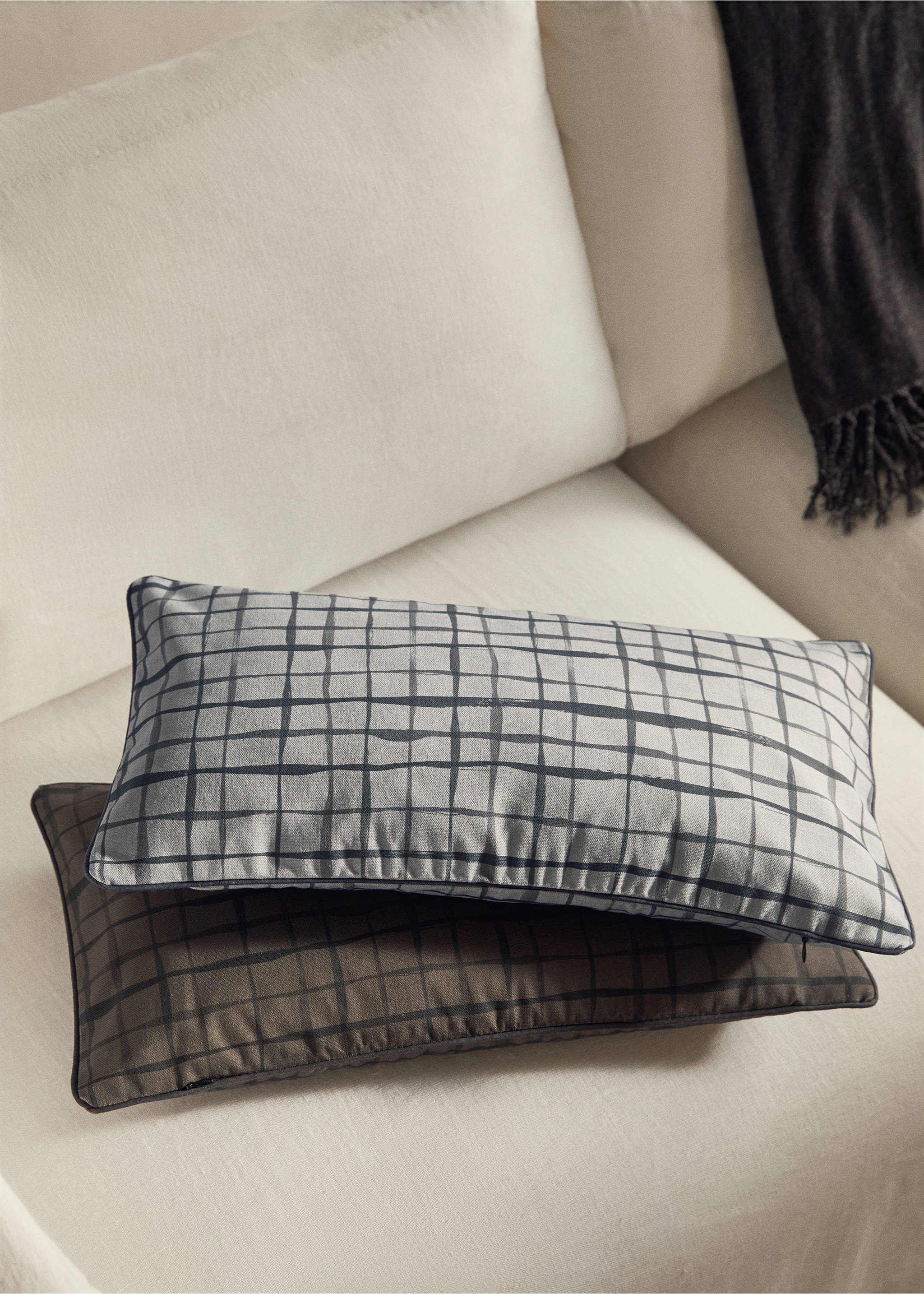 Light grey cushion cover featuring a dark grey sketched grid pattern., Grey. Ref: 17061580-00.