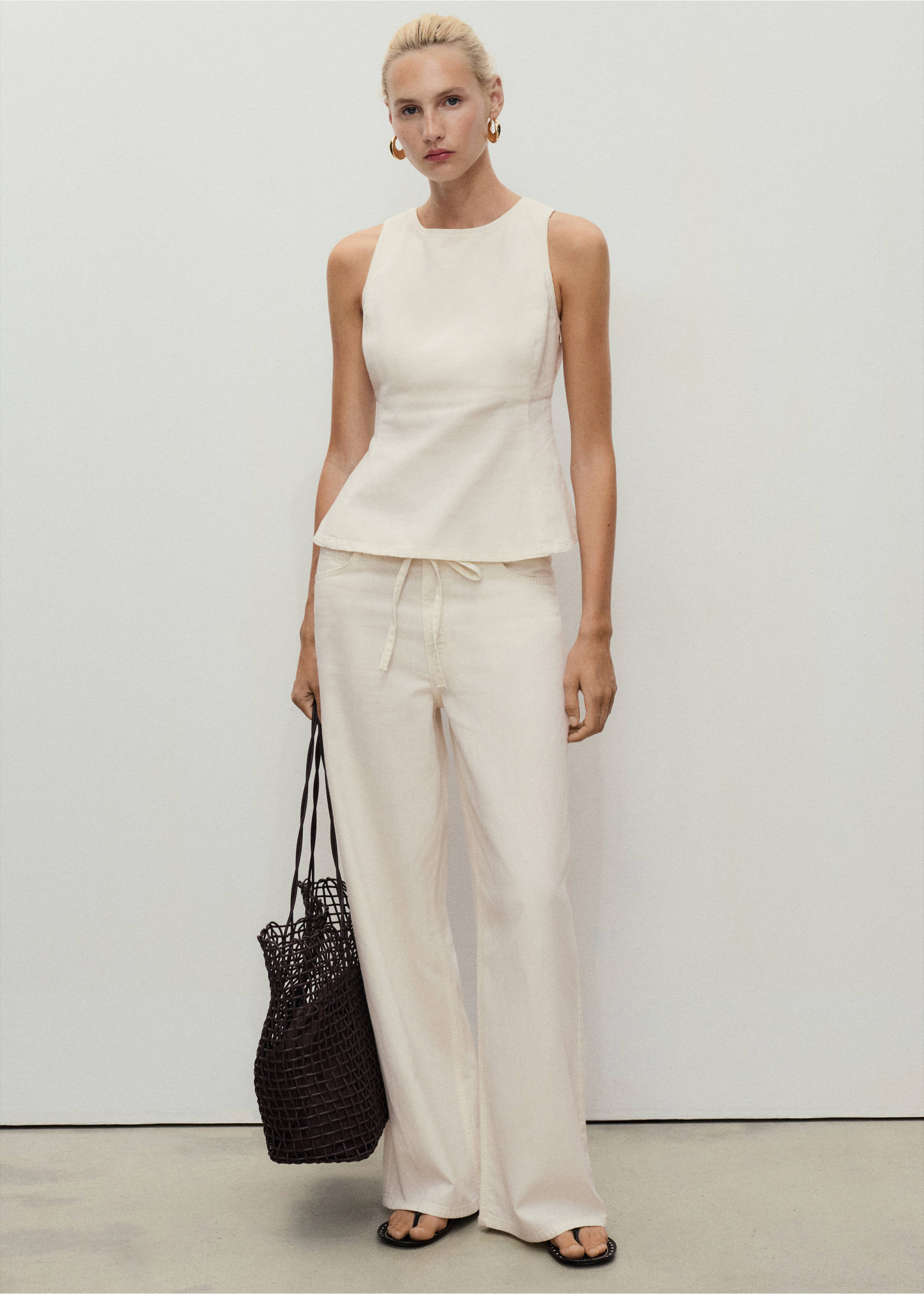 Wide leg denim trousers with belt - General plane, Ecru. Ref: 17062900-00.