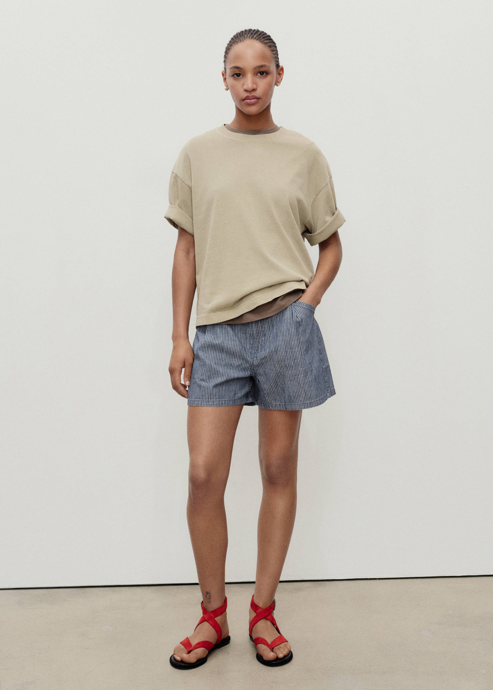 Striped denim shorts with pleats - General plane