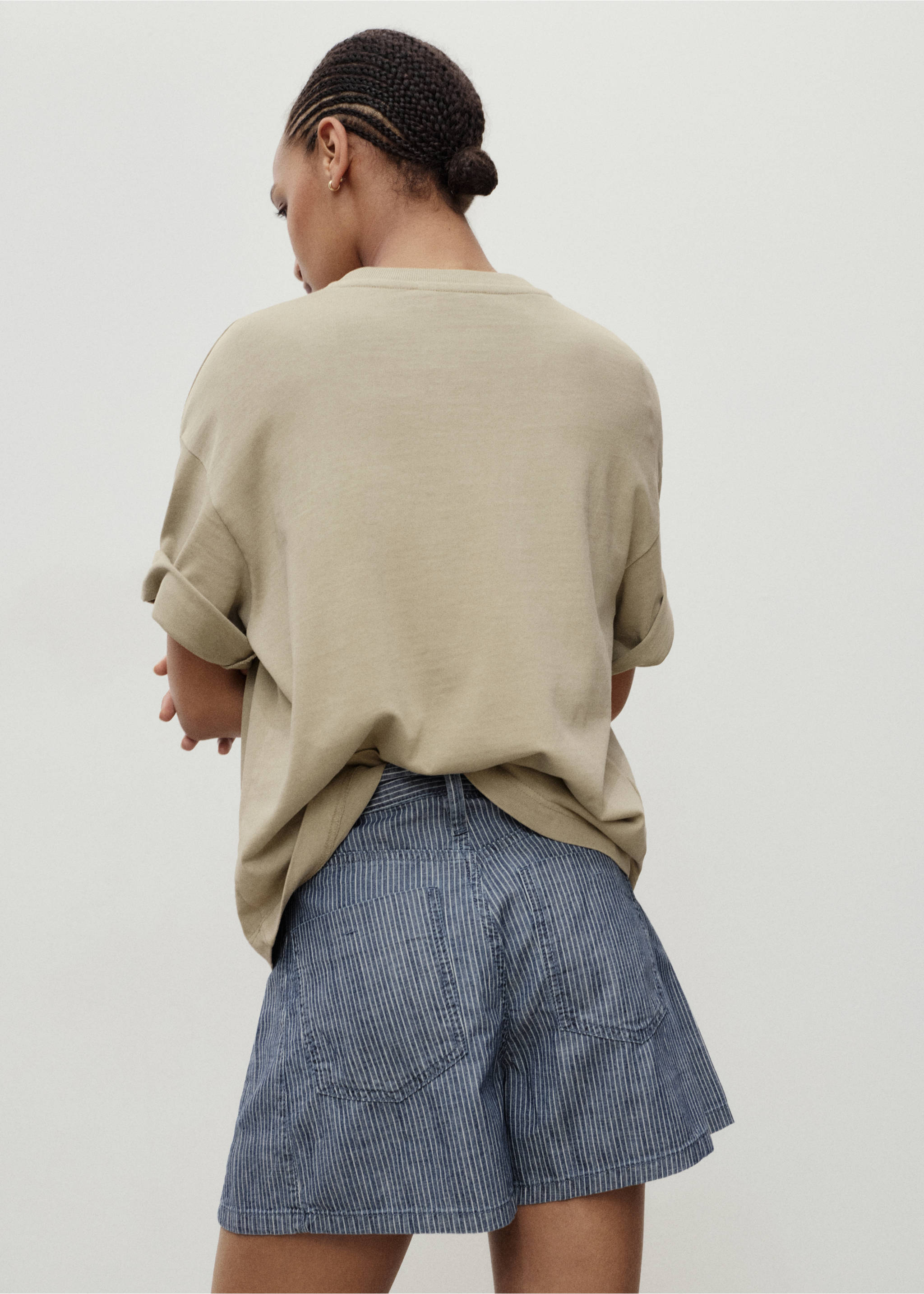Striped denim shorts with pleats - Reverse of the article, Blue. Ref: 17062901-00.
