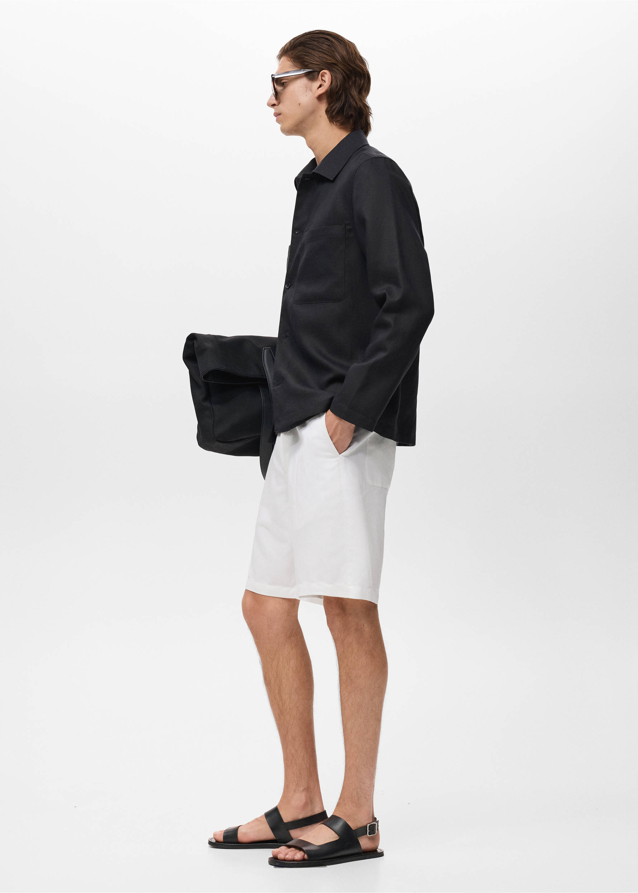 Linen-blend shorts with an elastic waistband - Details of the article 2, Off White. Ref: 17062902-00.
