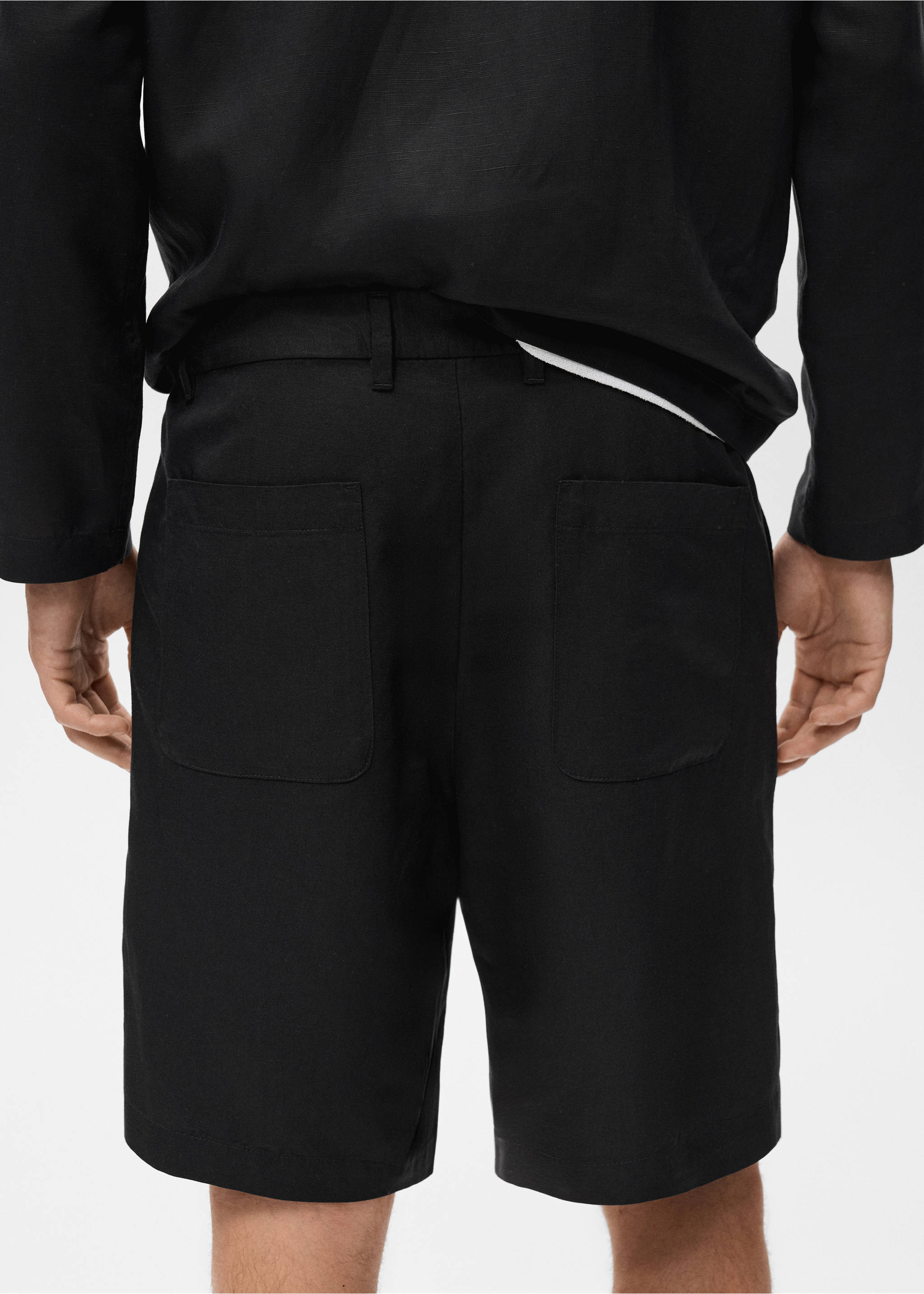Linen-blend shorts with an elastic waistband - Details of the article 3, Black. Ref: 17062902-00.