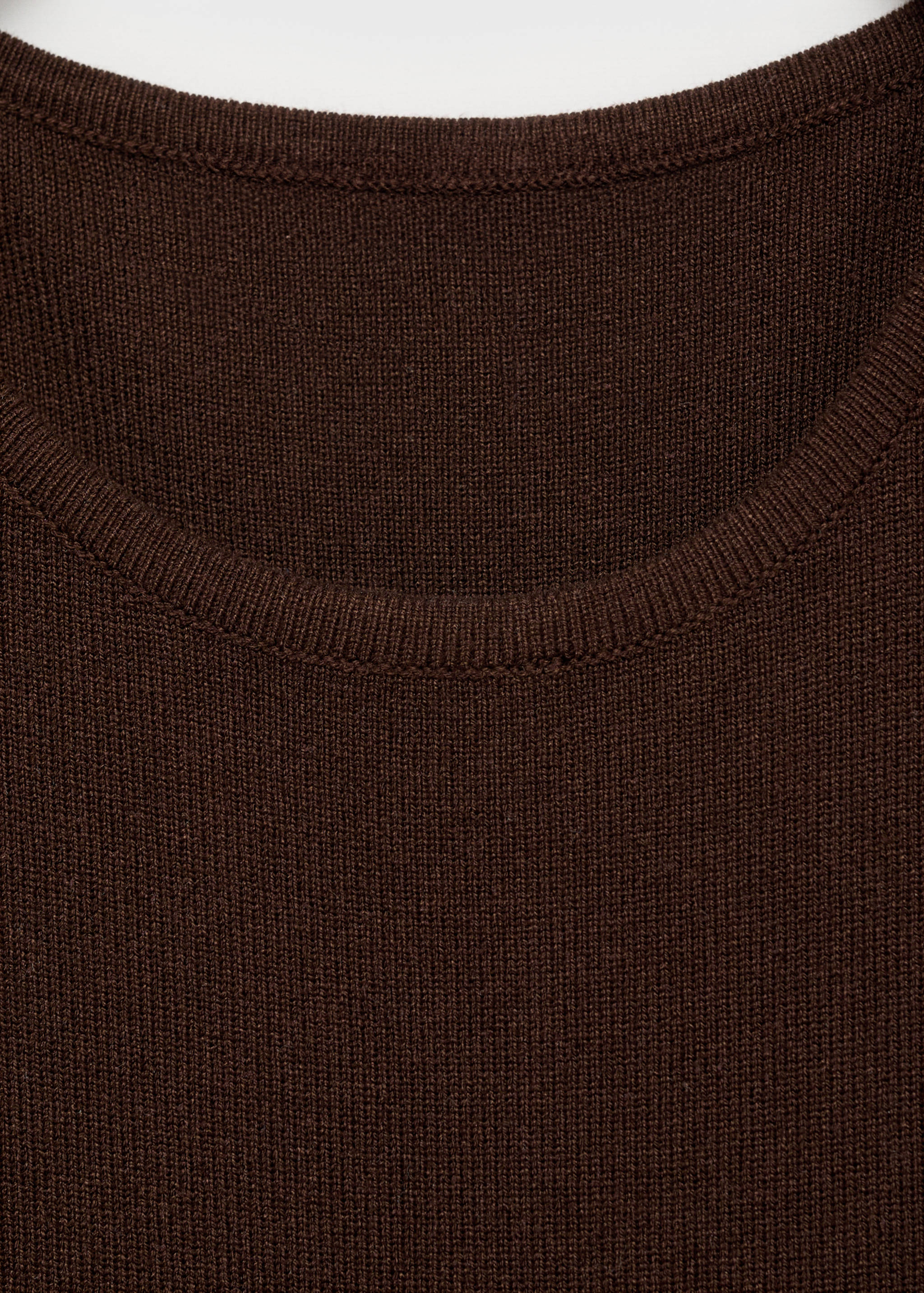 Halter-neck knitted dress - Details of the article 8