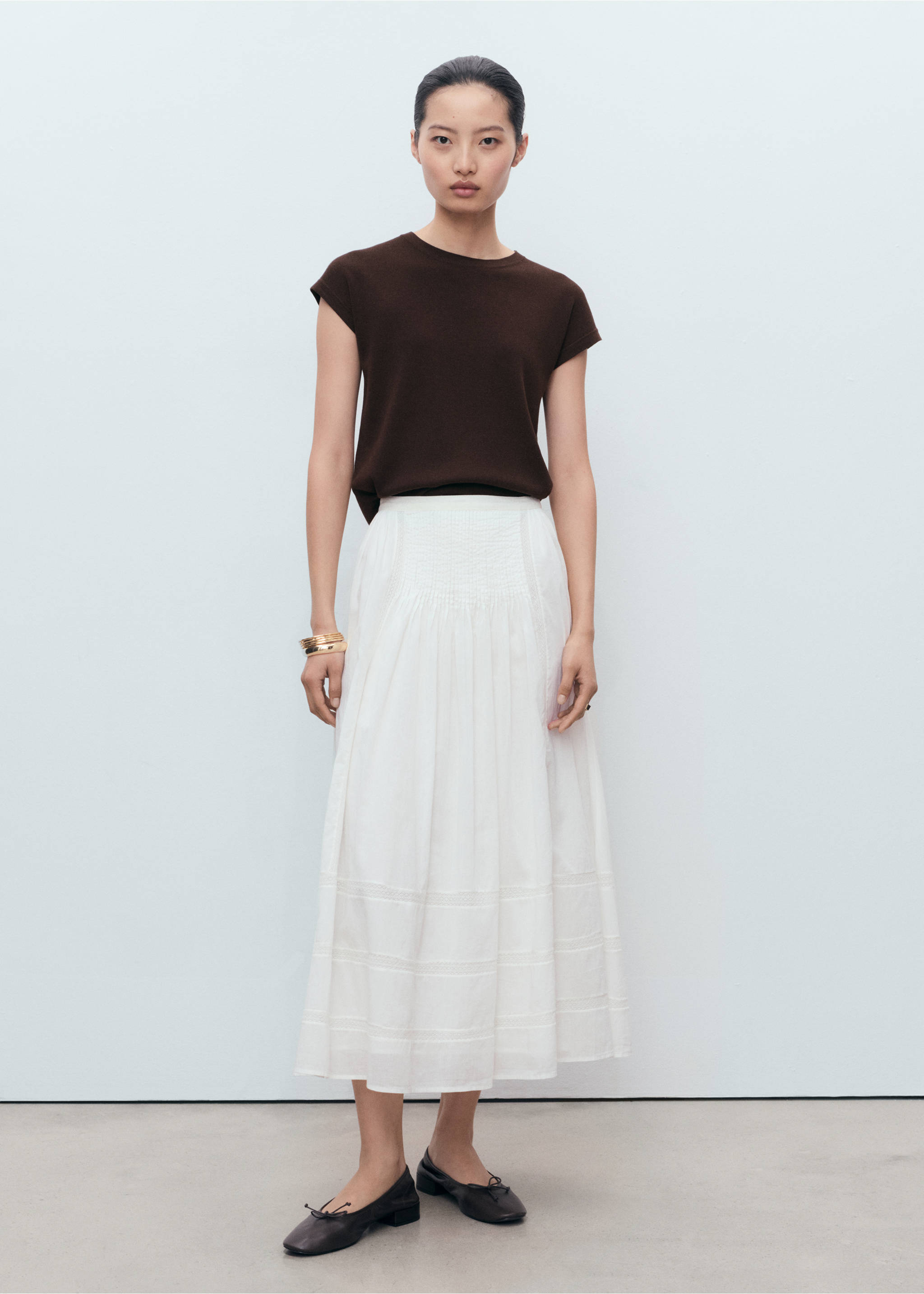 Short-sleeved knitted cotton sweater - General plane, Chocolate. Ref: 17062904-00.