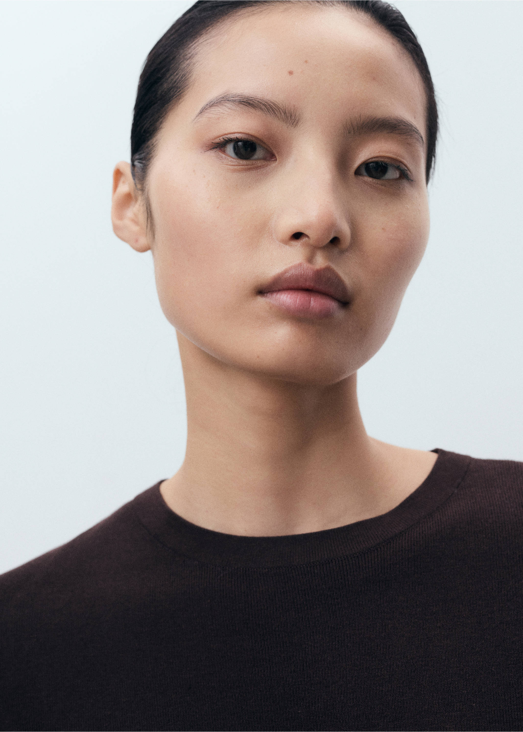 Short-sleeved knitted cotton sweater - Details of the article 1, Chocolate. Ref: 17062904-00.