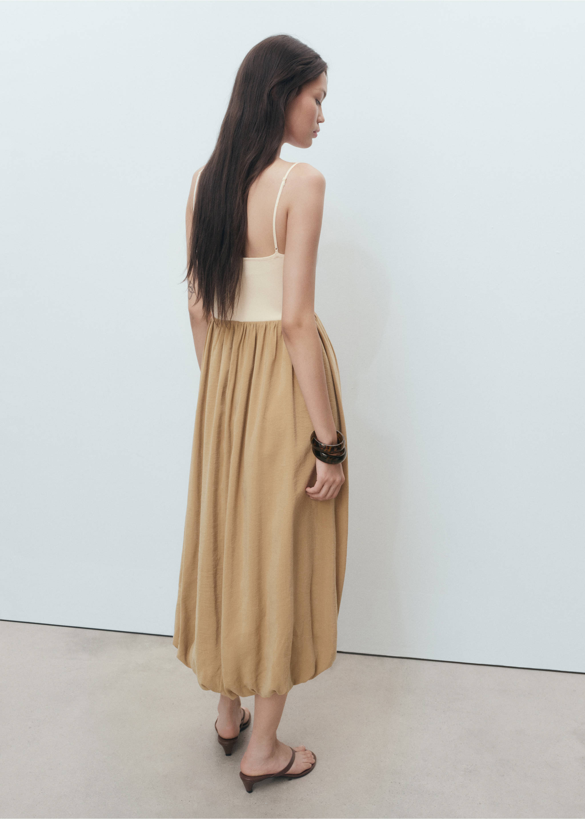 Combined knitted balloon dress - Reverse of the article, Medium Brown. Ref: 17062907-00.