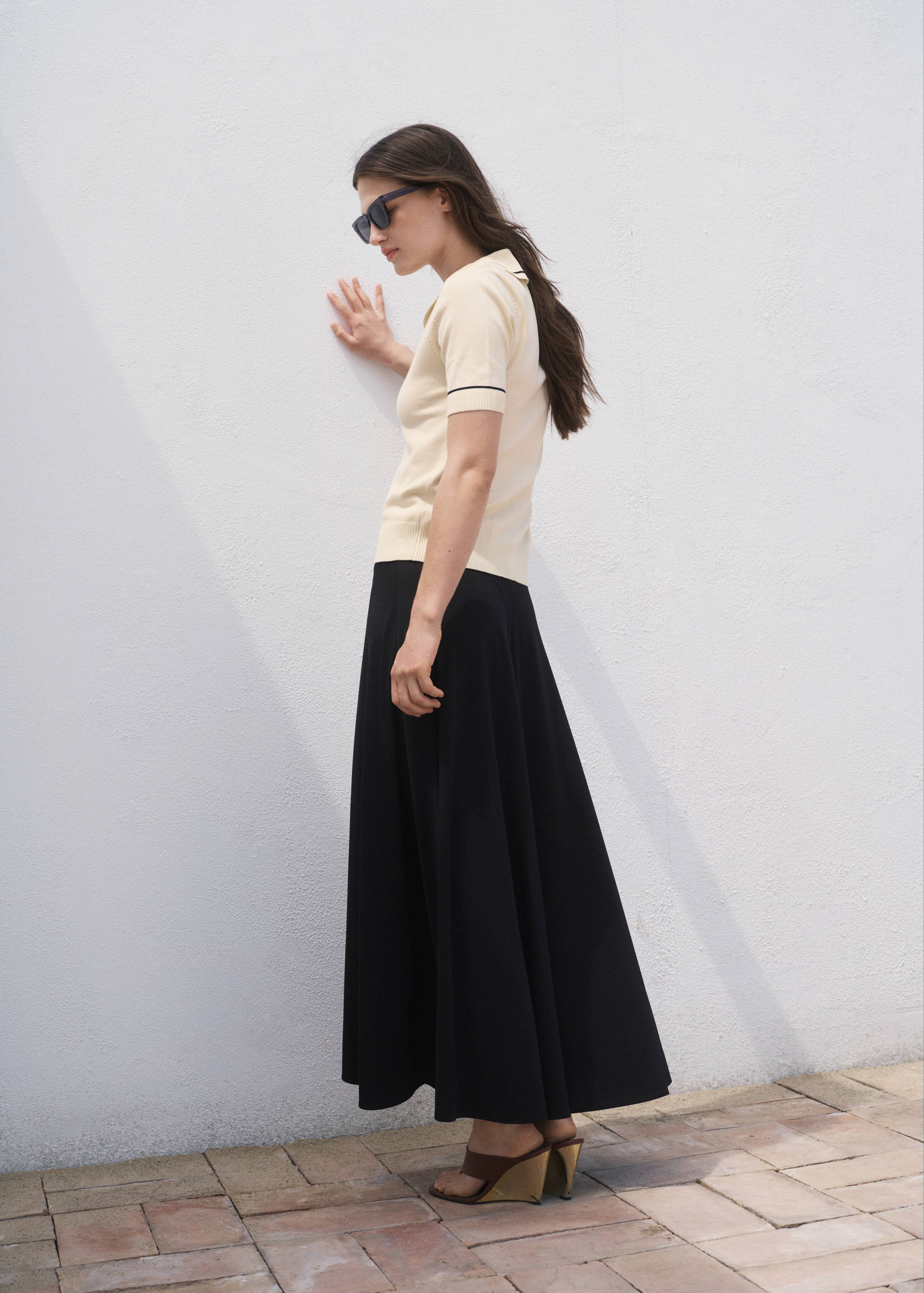 Polo-neck sweater with contrasting trims - Reverse of the article