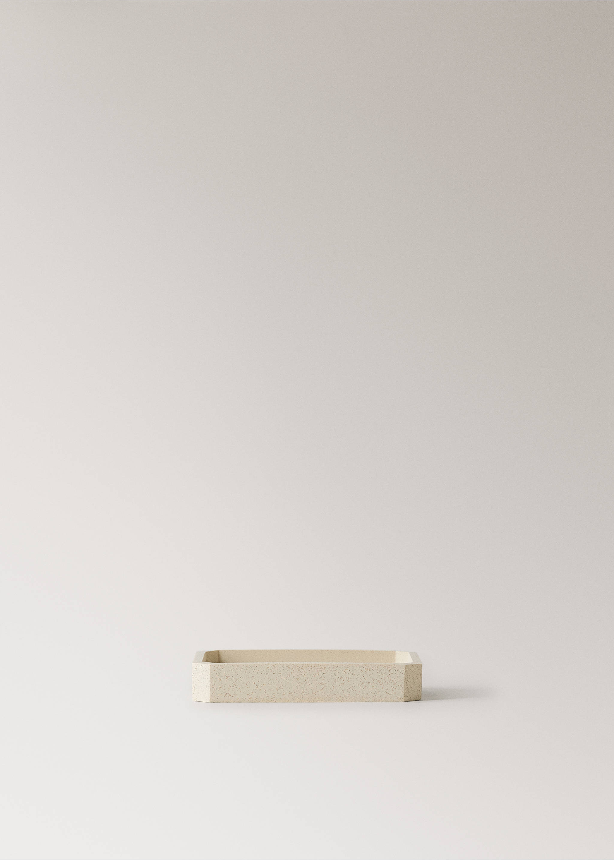 Light beige speckled soap dish., Sand. Ref: 17062919-00.
