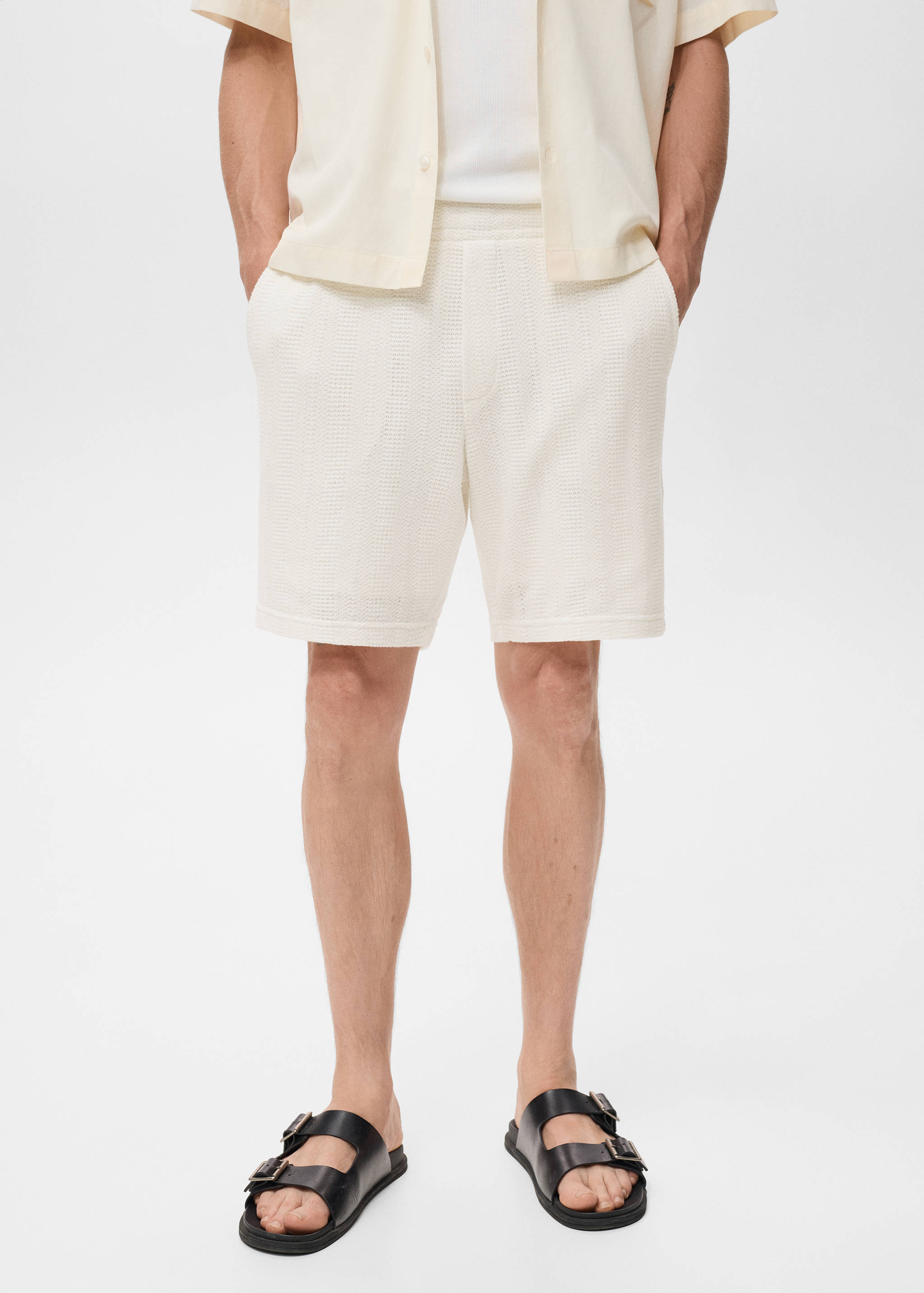 Structured knitted shorts - Details of the article 1