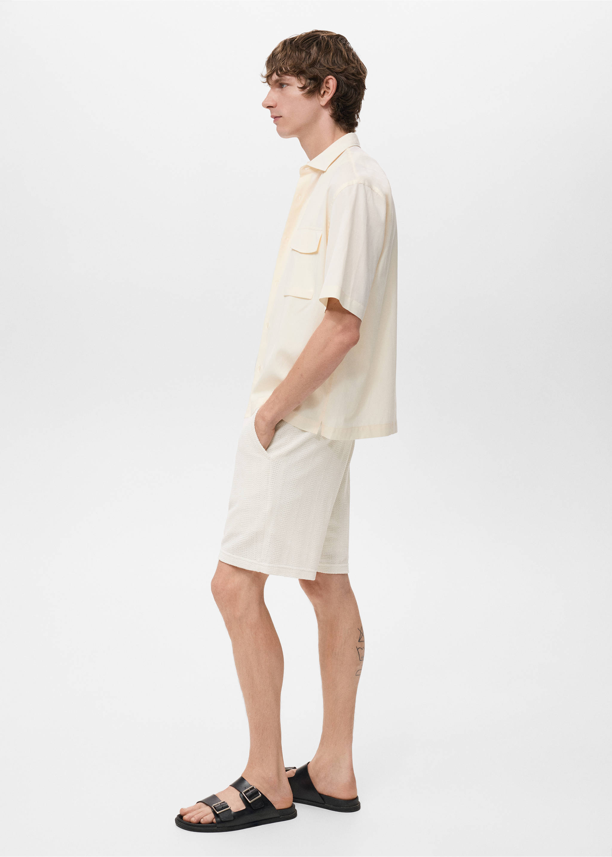 Structured knitted shorts - Details of the article 4, Off White. Ref: 17062923-00.
