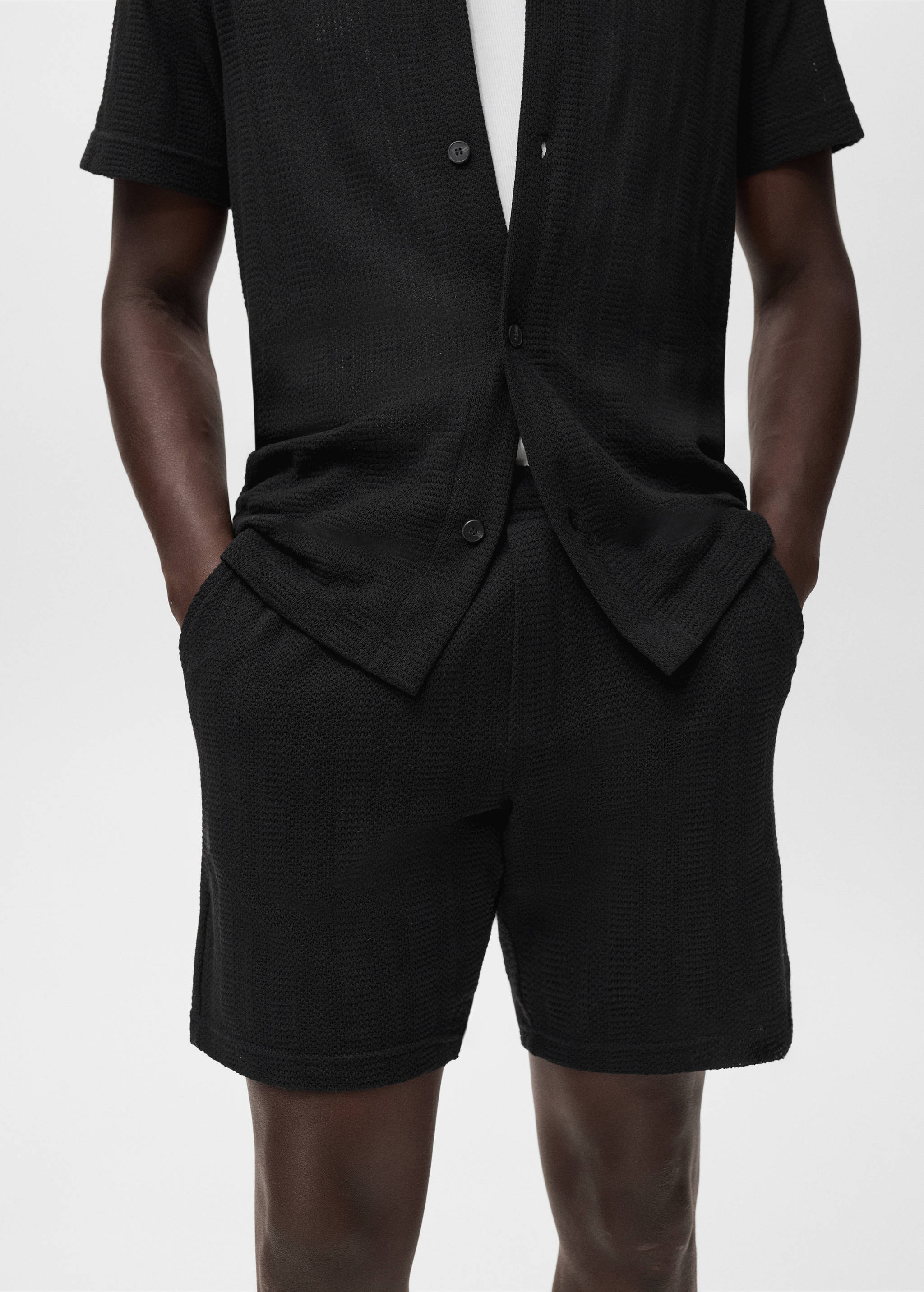 Structured knitted shorts - Details of the article 1