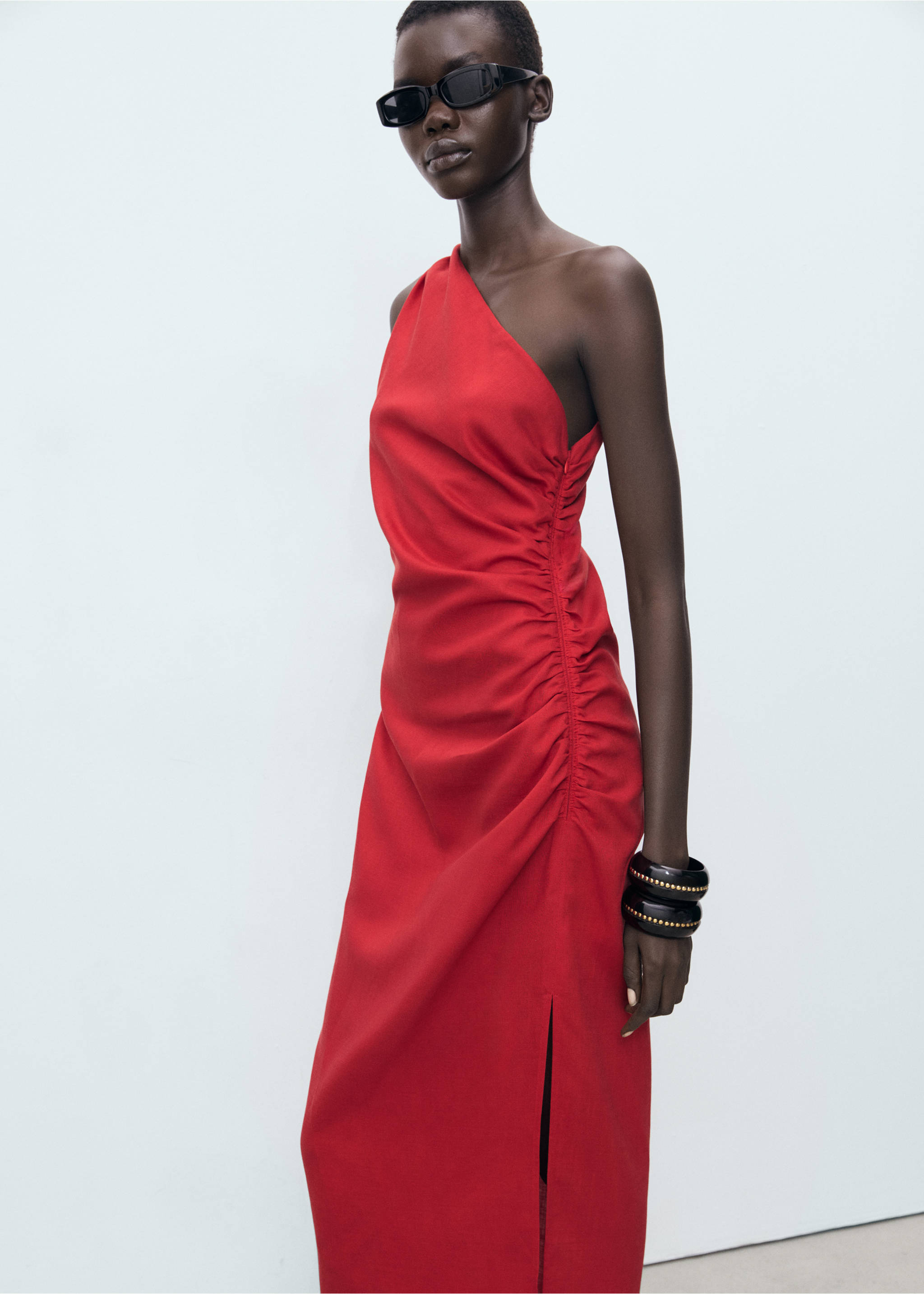 Lyocell dress with asymmetrical neckline - Medium plane, Red. Ref: 17062929-00.