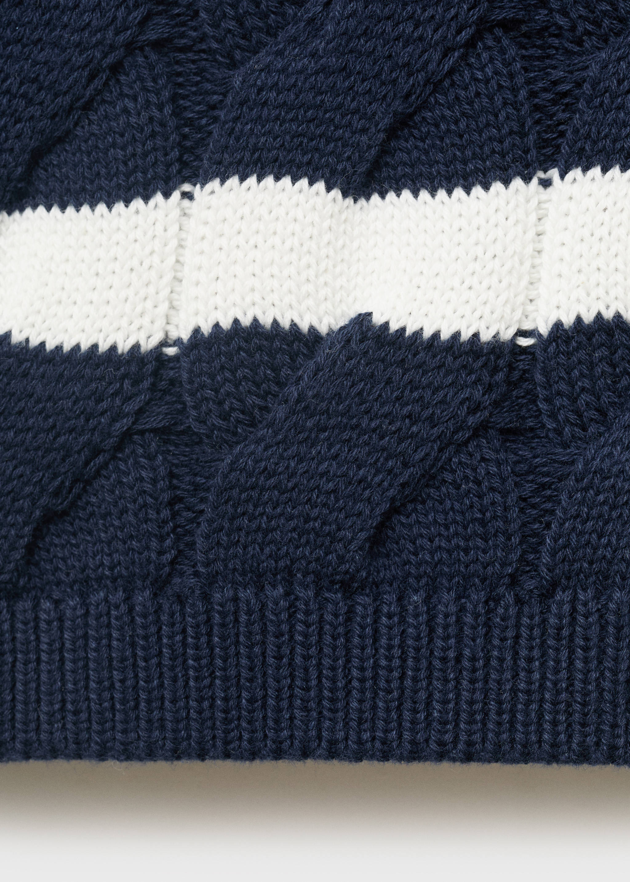 Braided-knit gilet - Details of the article 0