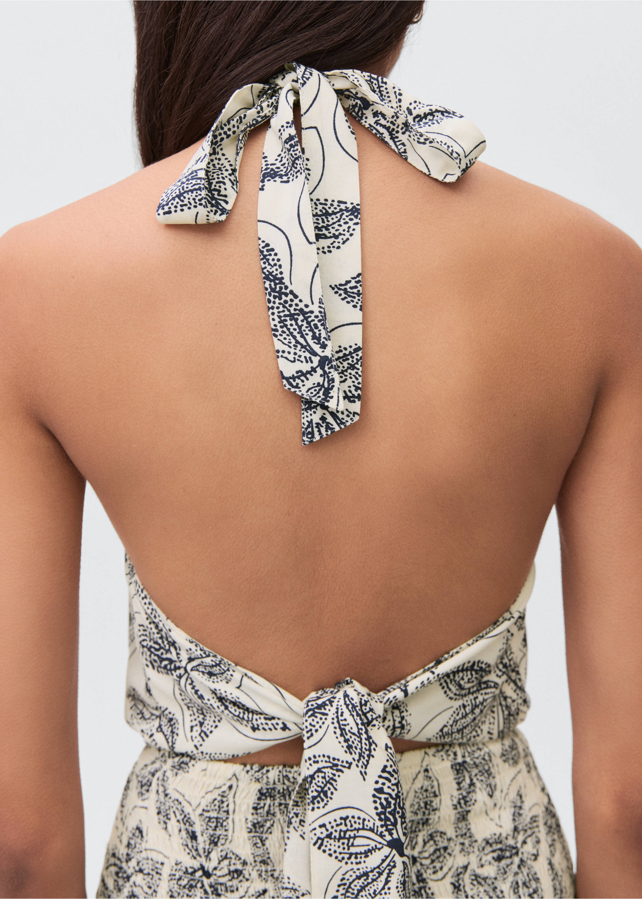 Neckholderkleid mit floralem Muster - Detail des Artikels 3, Cremeweiß. Ref: 17063290-00.