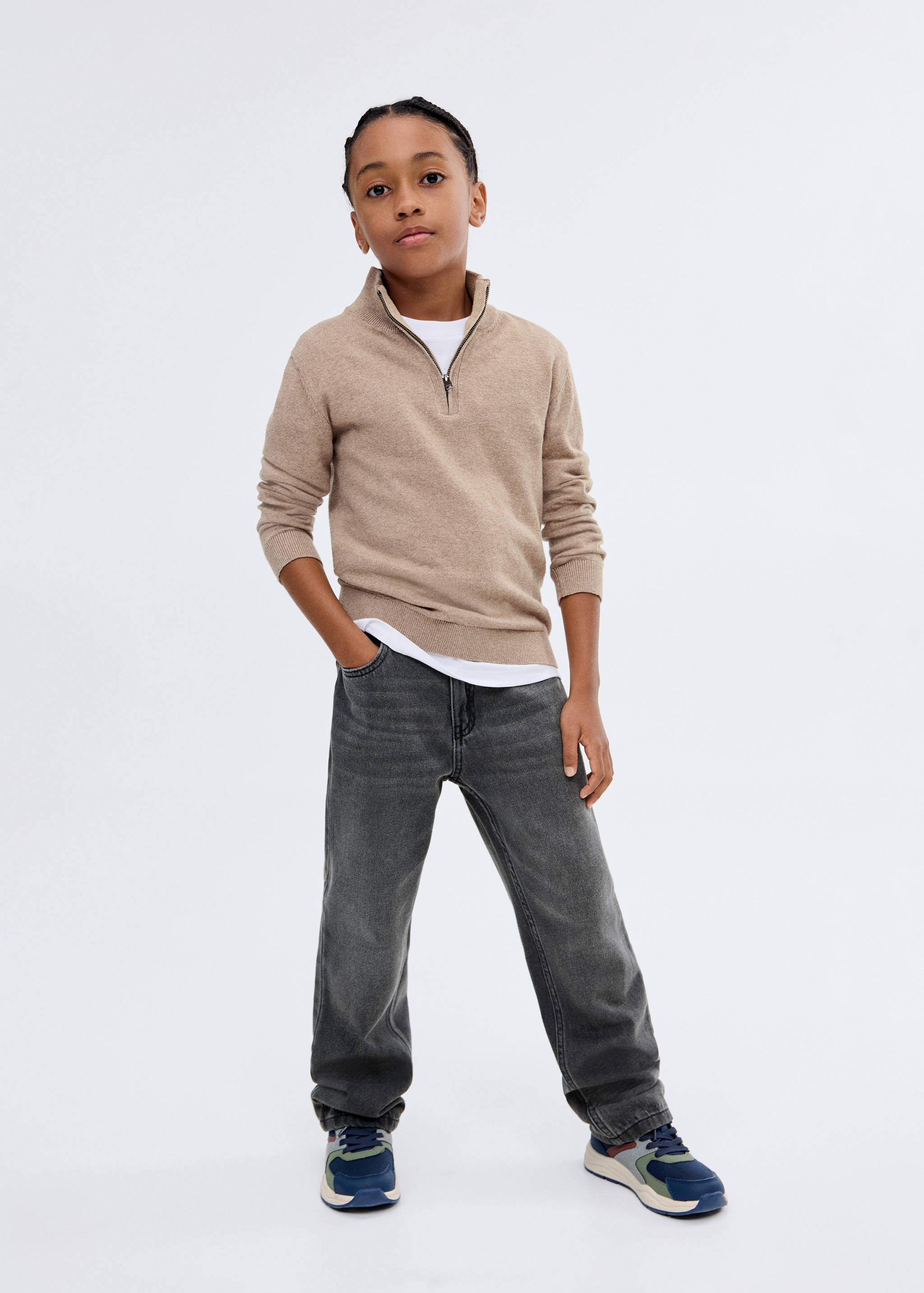 Regular straight jeans - General plane