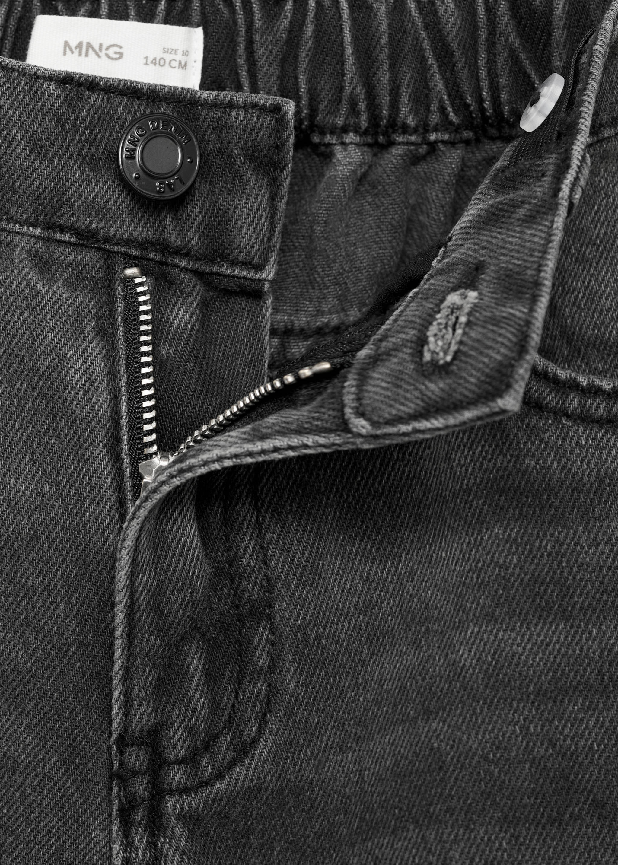 Regular straight jeans - Details of the article 8, Black denim. Ref: 17063303-00.