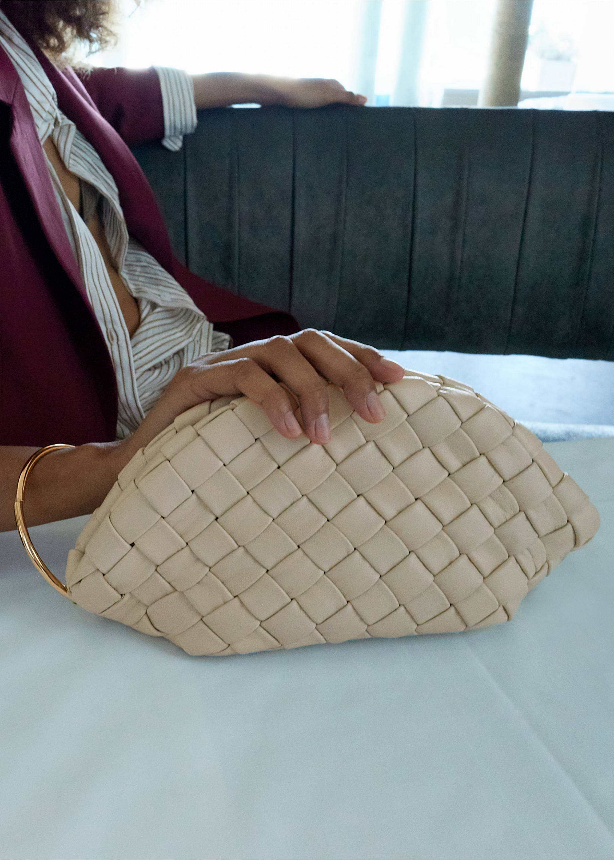 Braided leather clutch bag - General plane, Off White. Ref: 17063308-00.