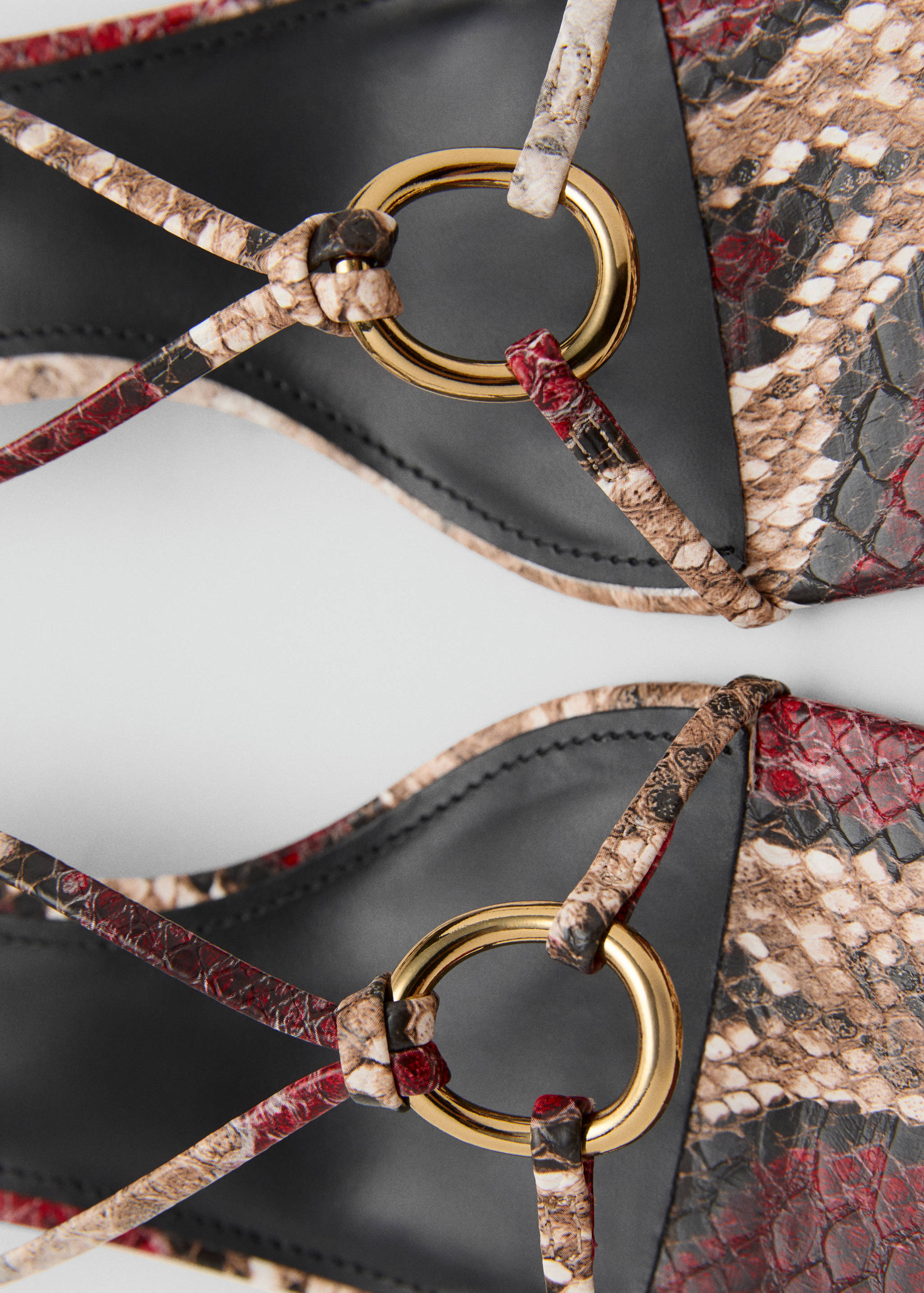 Heeled sandal with hoop detail - Details of the article 2
