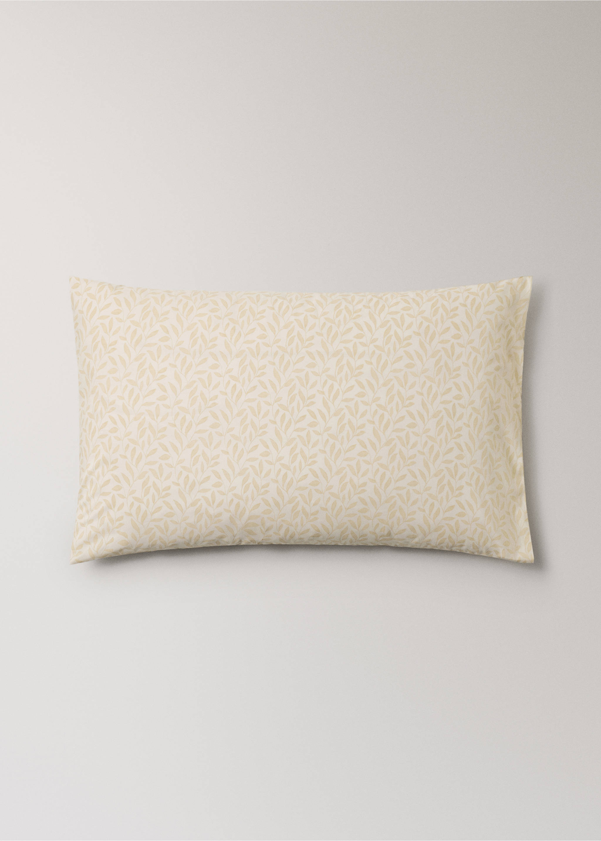 Two percale cotton pillowcases with leaf print 50x75 cm - Article without model, Vanilla. Ref: 17063814-00.