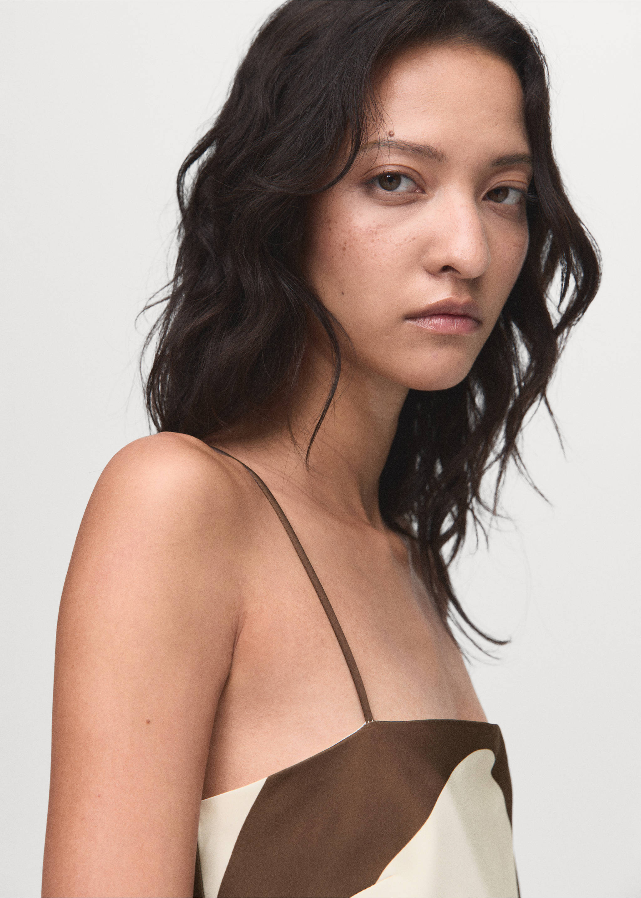 Printed satin dress - Details of the article 1, Brown. Ref: 17064081-00.