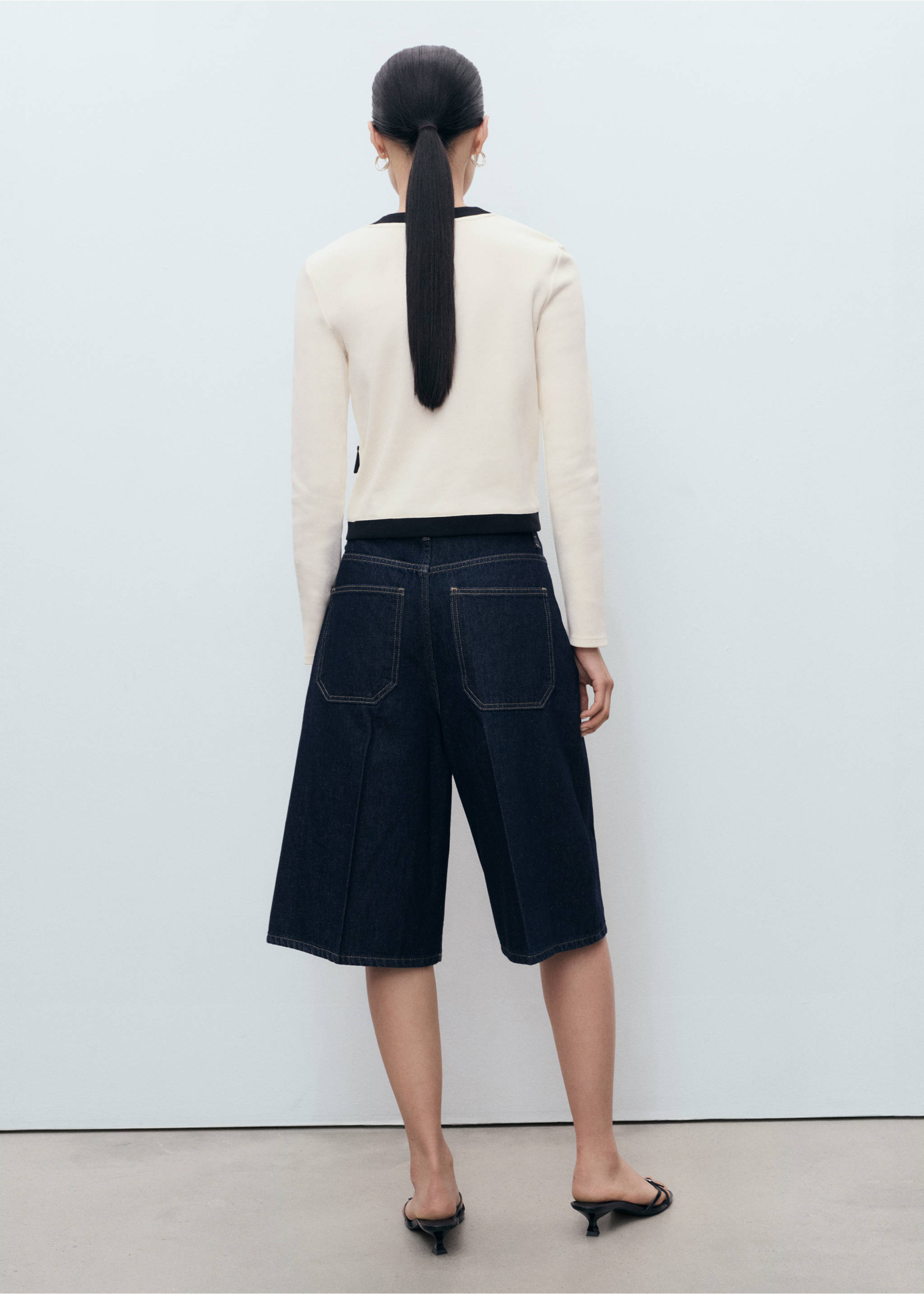 Contrasting cotton cardigan - Reverse of the article, Ecru. Ref: 17064082-00.