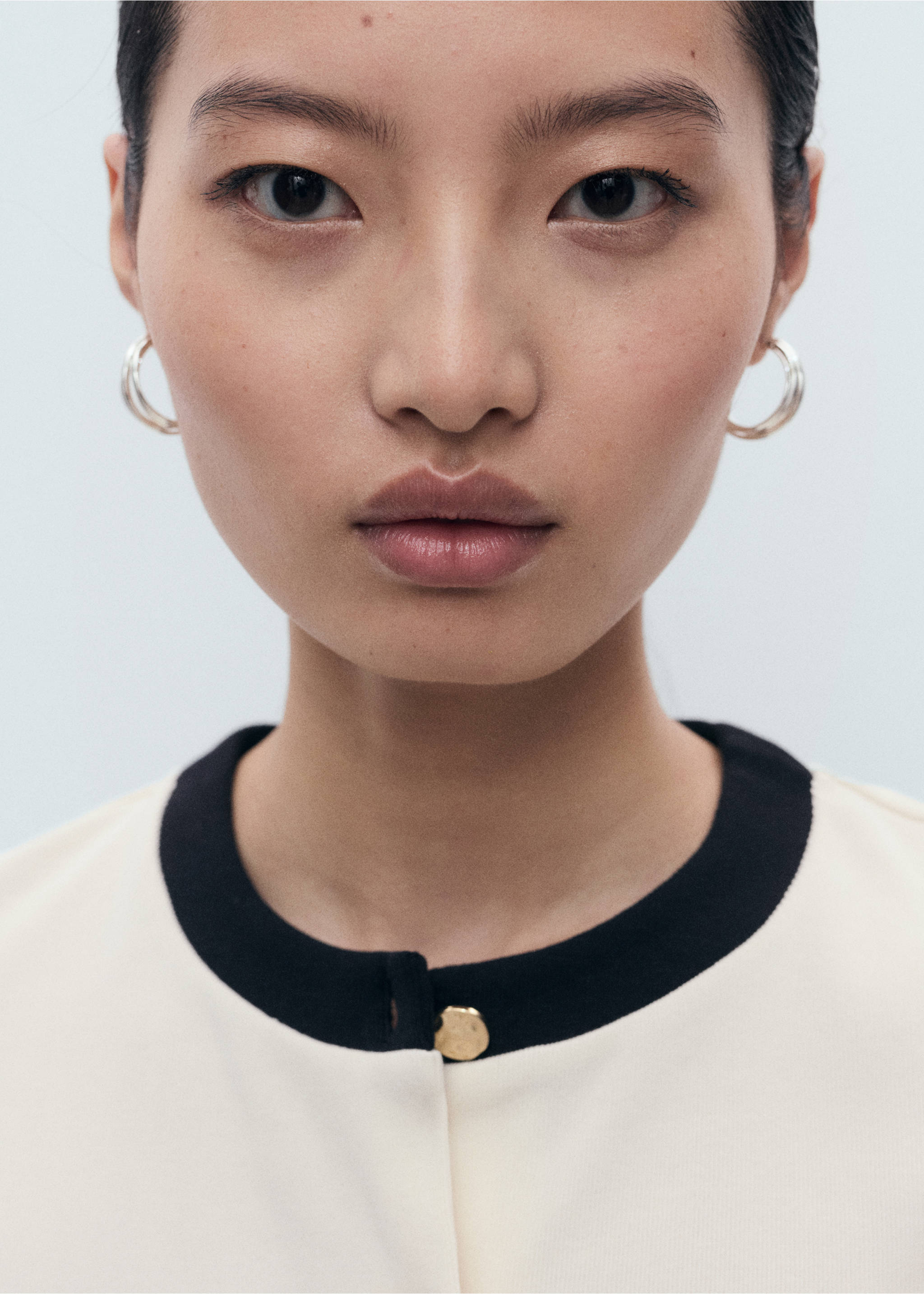 Contrasting cotton cardigan - Details of the article 1, Ecru. Ref: 17064082-00.