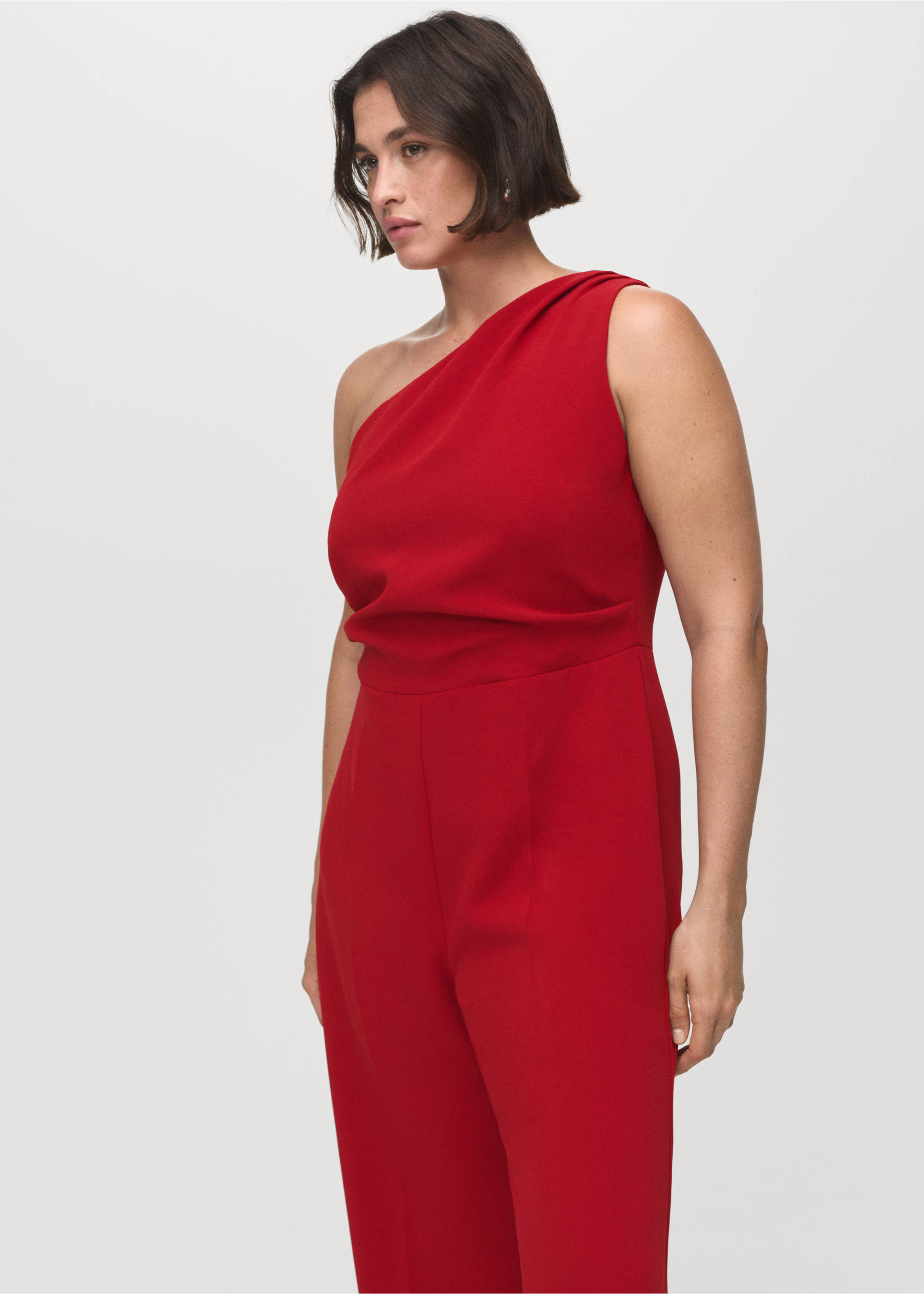 Long asymmetrical draped jumpsuit - Details of the article 5, Maroon. Ref: 17064086-00.